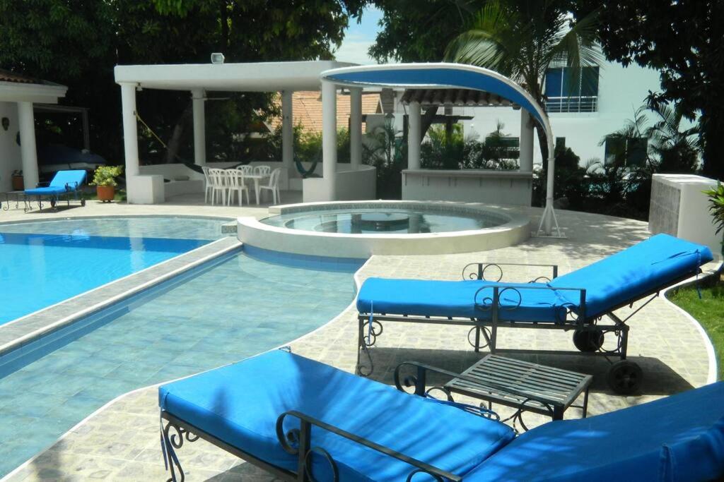 CASA EN CONDOMINIO EL PEÑON GIRARDOT 181