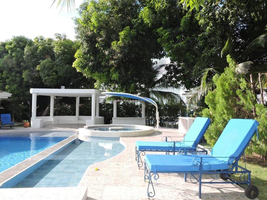 CASA EN CONDOMINIO EL PEÑON GIRARDOT 181
