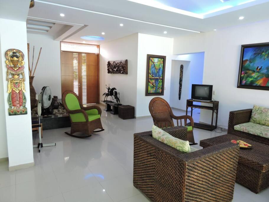CASA EN CONDOMINIO EL PEÑON GIRARDOT 181