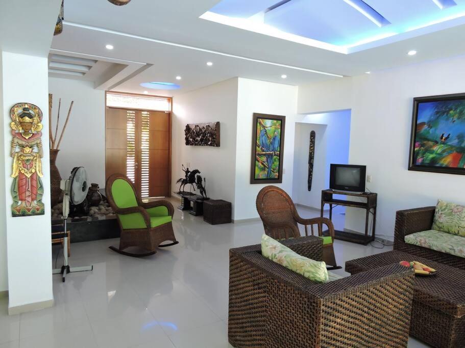 CASA EN CONDOMINIO EL PEÑON GIRARDOT 181