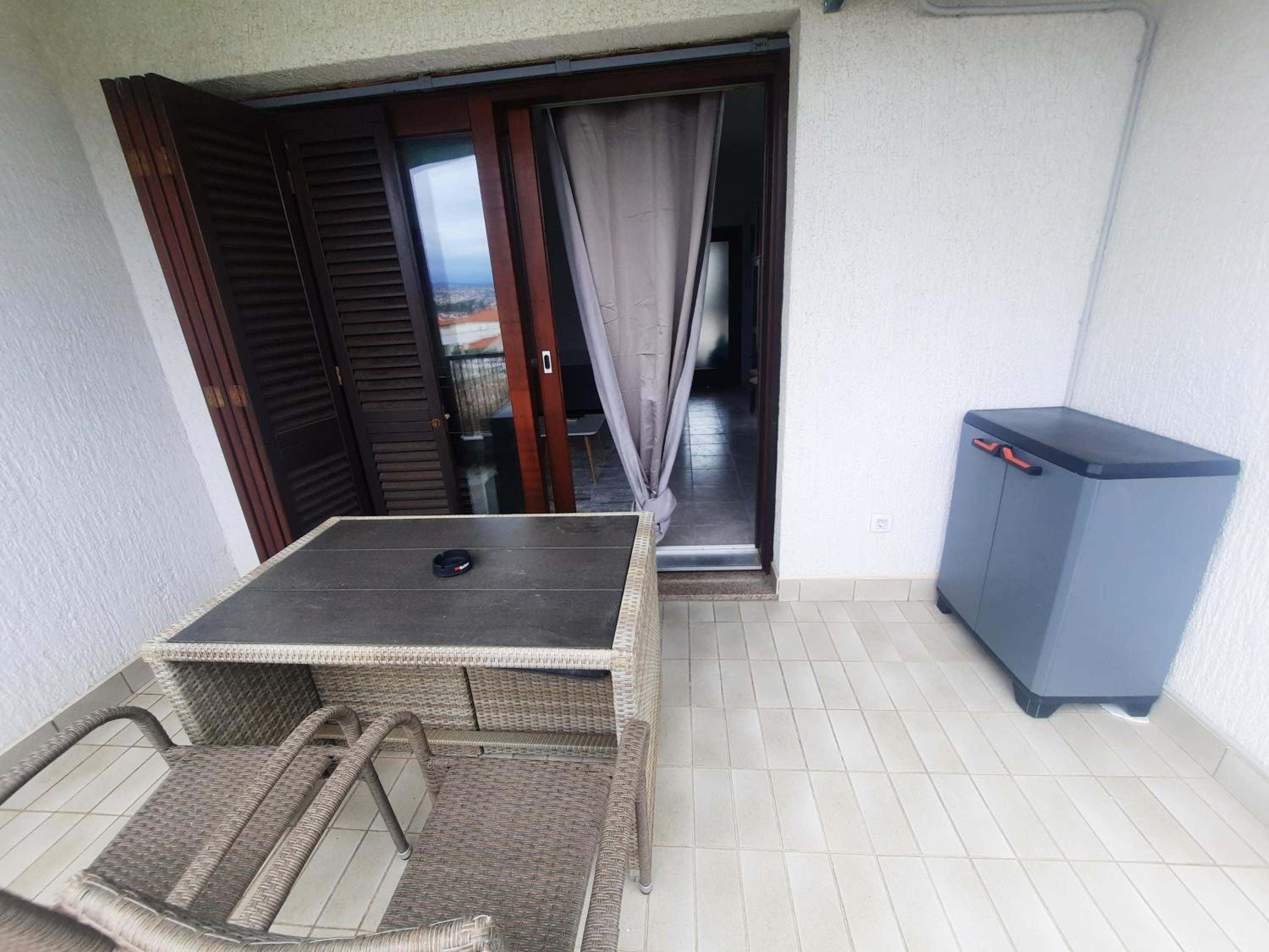 TIZA Apartments