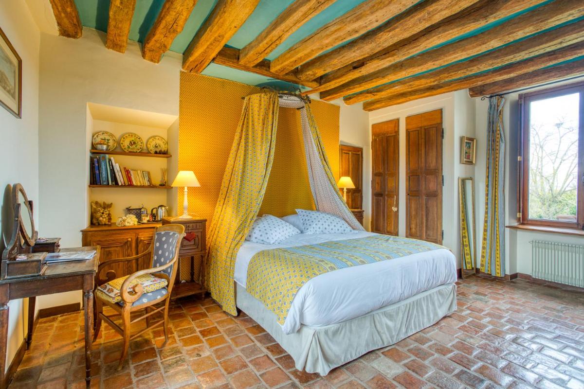 La Fauconnerie Du Roy view 2
