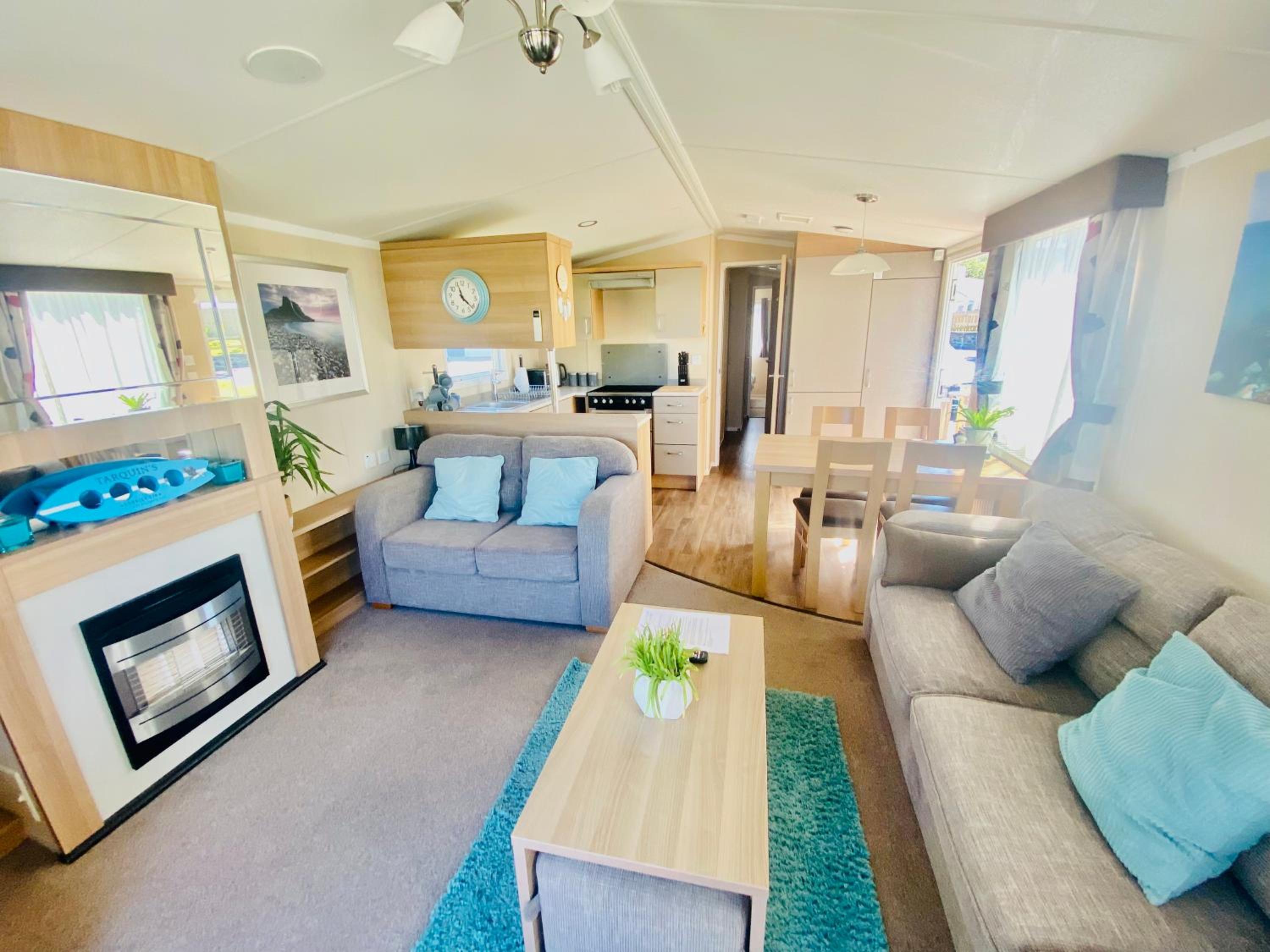 B47 Caravan Seven Bays view 2