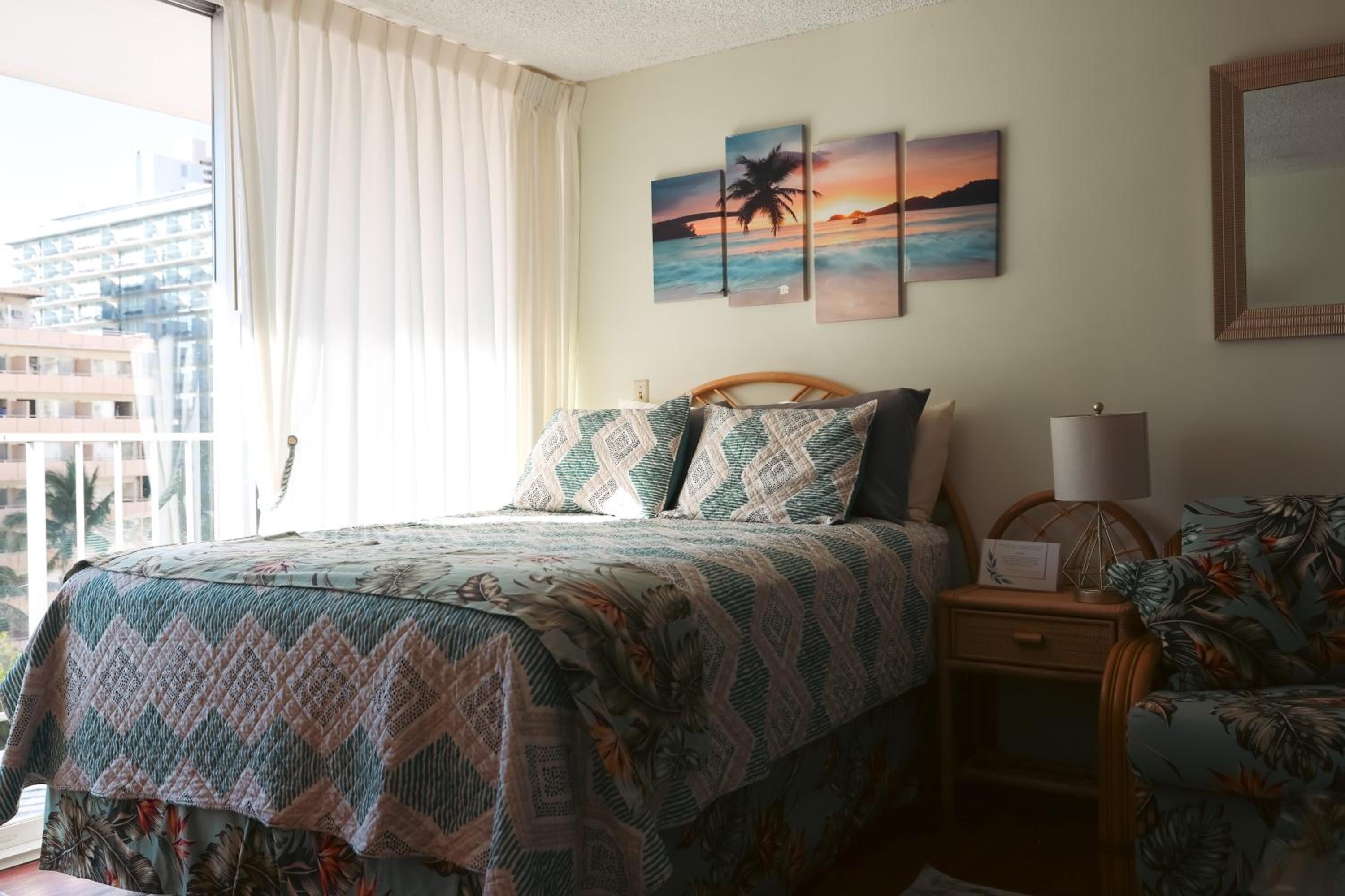 Tropical Studios at Marine Surf Waikiki - FREE PARKING - BEST LOCATION - FULL KITCHEN - SWIMMING POOL 照片第 108 張,共 263 張