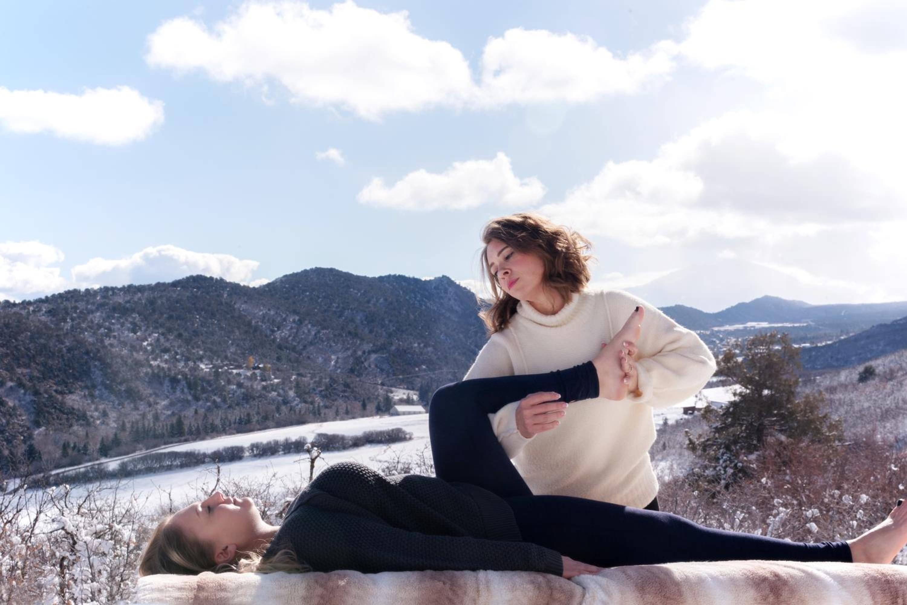 Wanderer Studio, AN OFF GRID MOUNTAIN Guest Studio With Fantastic Views