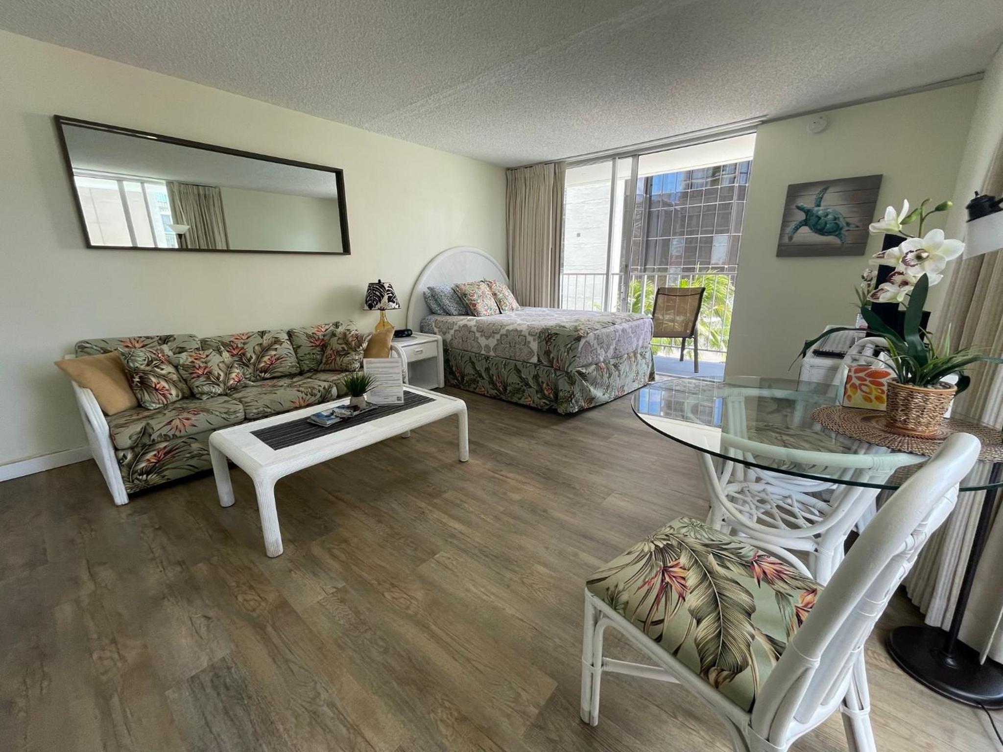 Tropical Studios at Marine Surf Waikiki - FREE PARKING - BEST LOCATION - FULL KITCHEN - SWIMMING POOL 照片第 248 張,共 263 張