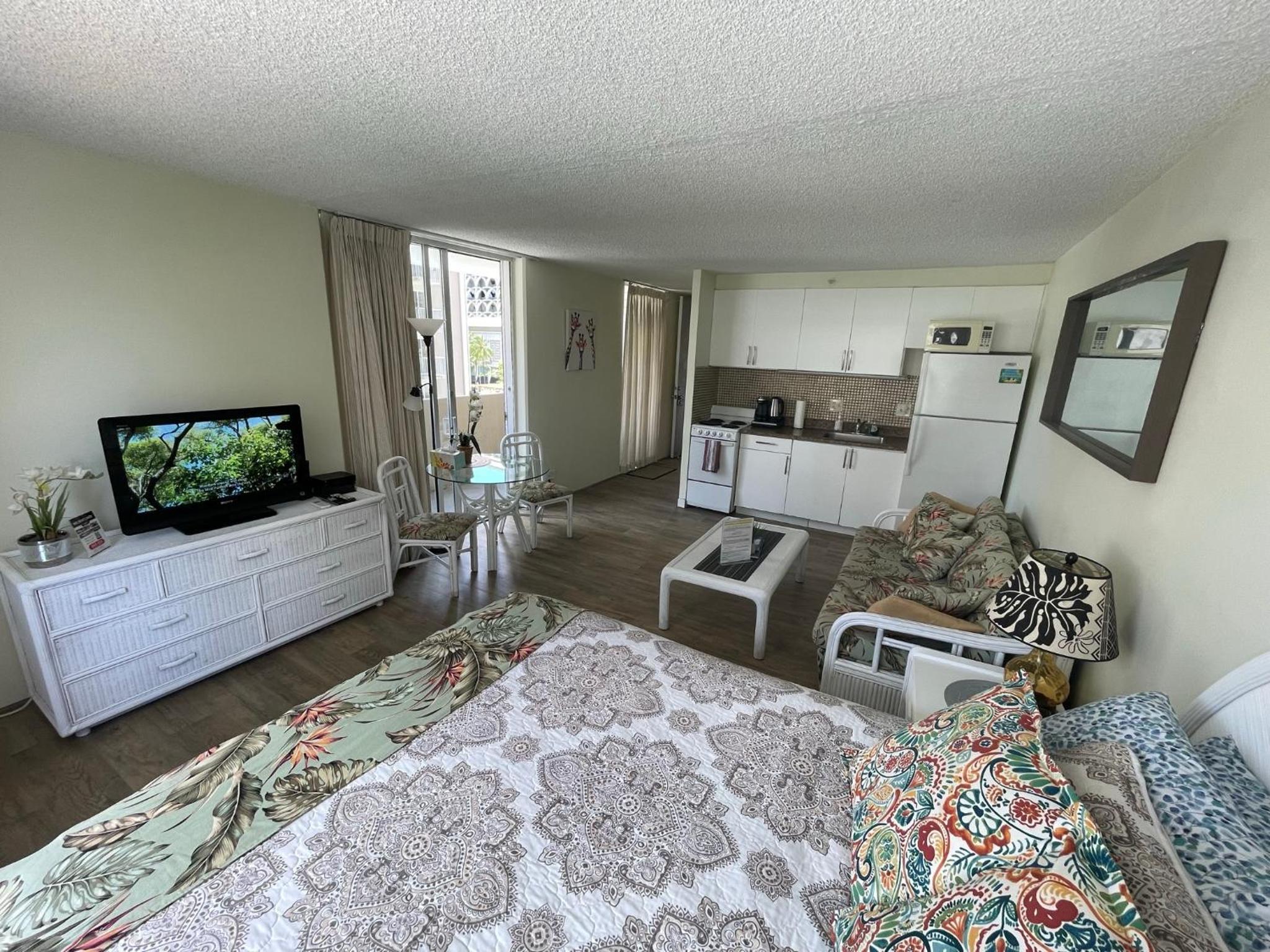 Tropical Studios at Marine Surf Waikiki - FREE PARKING - BEST LOCATION - FULL KITCHEN - SWIMMING POOL 照片第 120 張,共 263 張