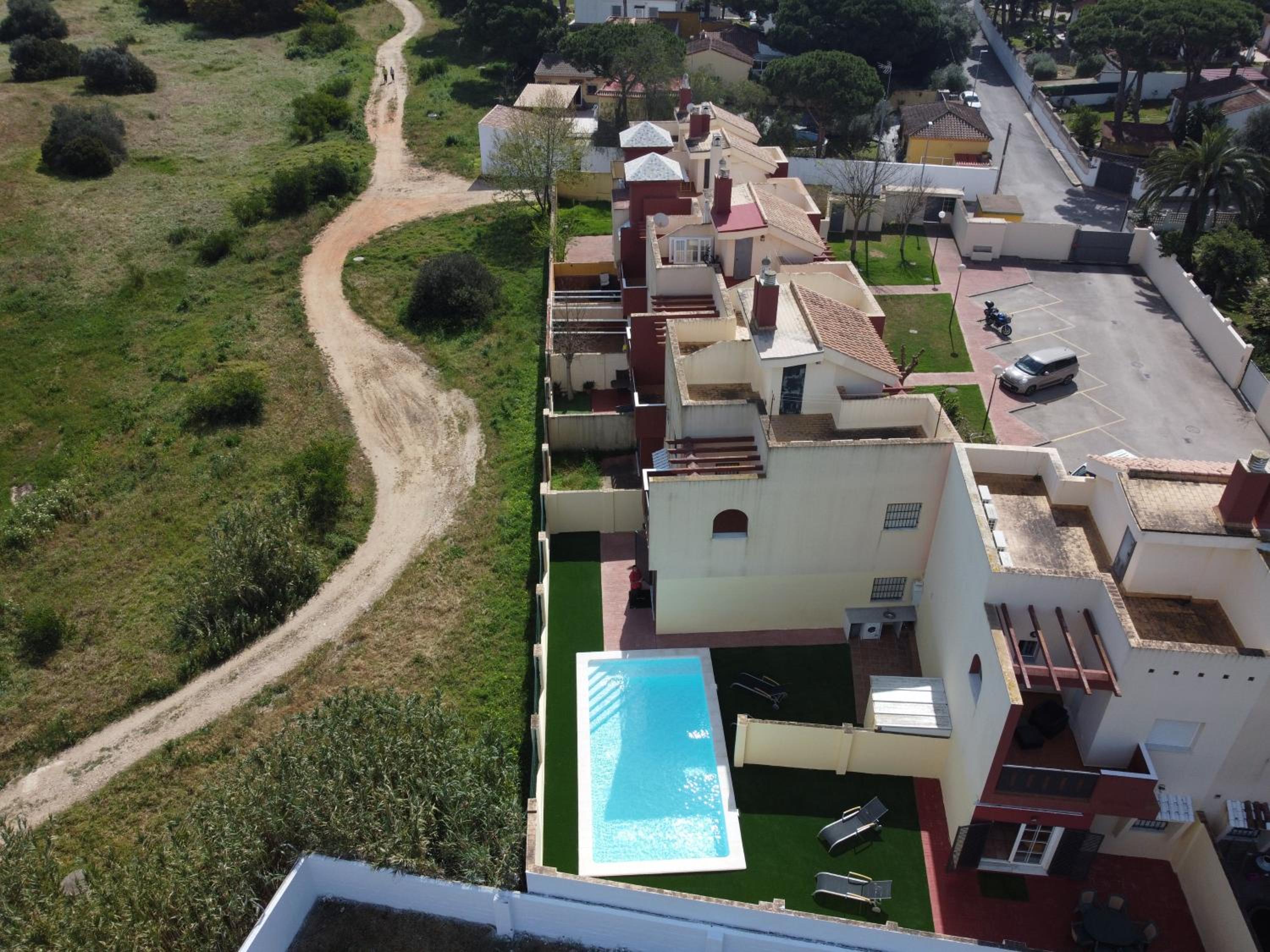 Casa piscina playa Barrosa Delfin 7 view 5