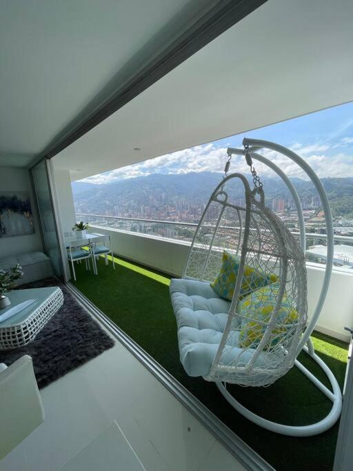Penthouse Lujo Itagui 40 Piso Vista Panoramica Jacuzzi Sauna Largo Plazo
