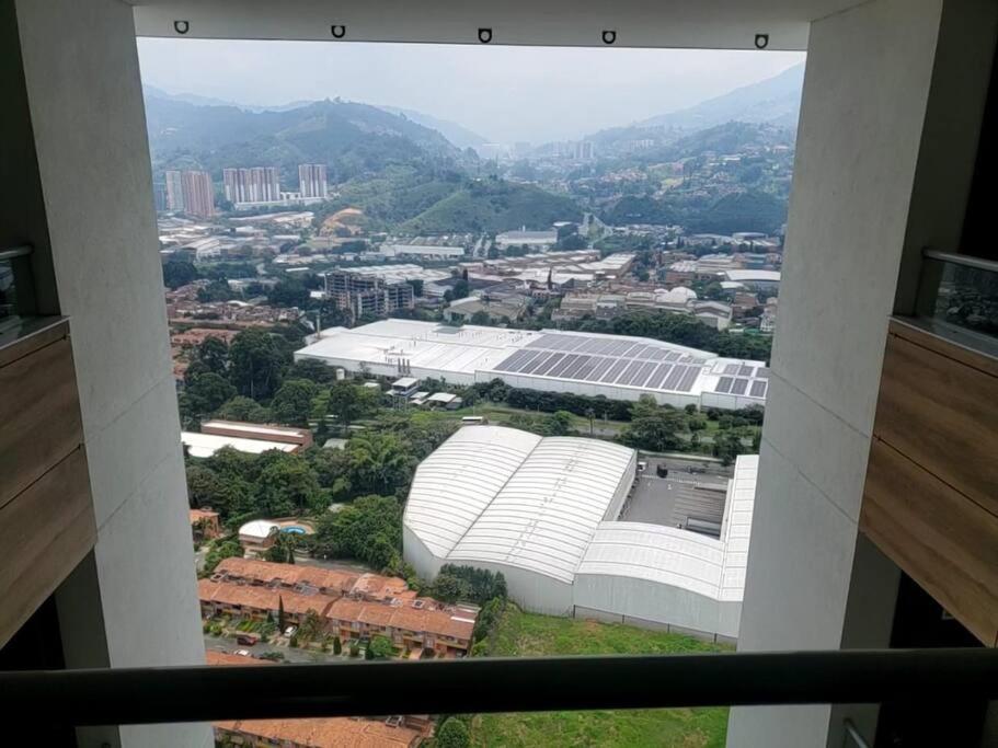 Penthouse Lujo Itagui 40 Piso Vista Panoramica Jacuzzi Sauna Largo Plazo