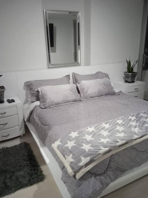 Penthouse Lujo Itagui 40 Piso Vista Panoramica Jacuzzi Sauna Largo Plazo