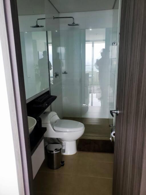 Penthouse Lujo Itagui 40 Piso Vista Panoramica Jacuzzi Sauna Largo Plazo