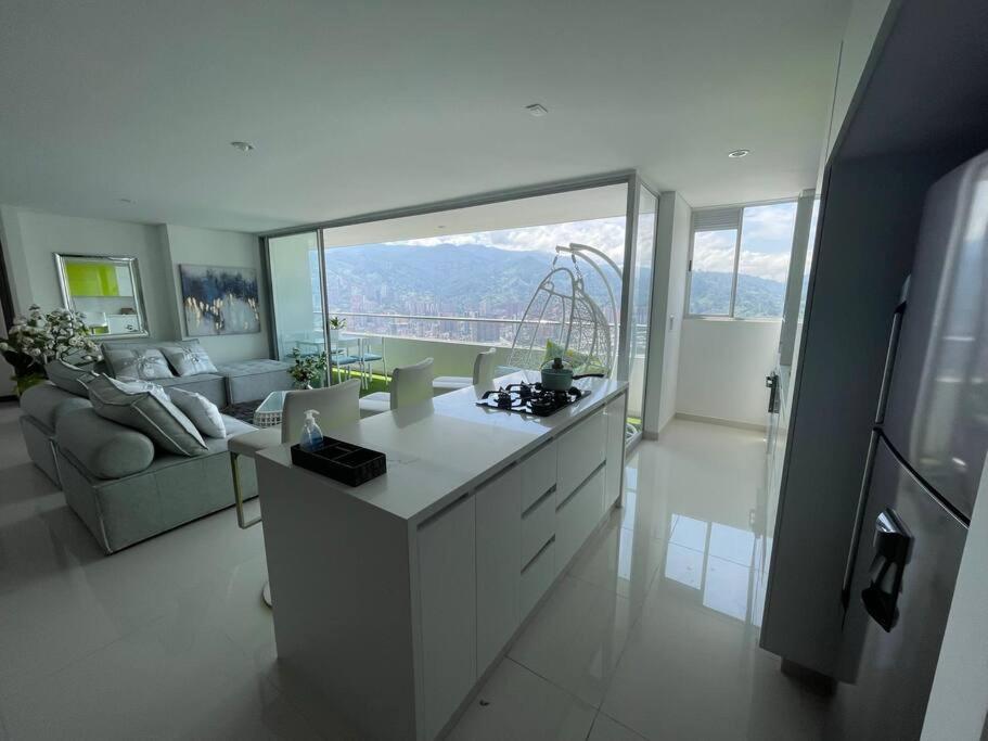 Penthouse Lujo Itagui 40 Piso Vista Panoramica Jacuzzi Sauna Largo Plazo