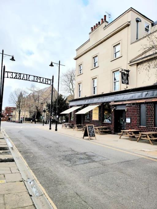 One bedroom apartment with a terrace in Angel (Islington)!