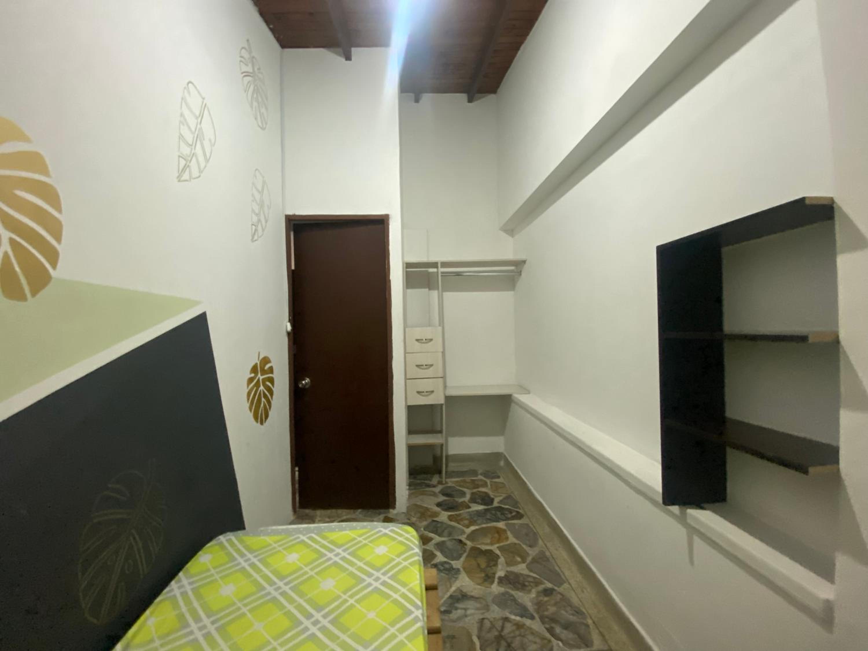 Lady Mom Hostal