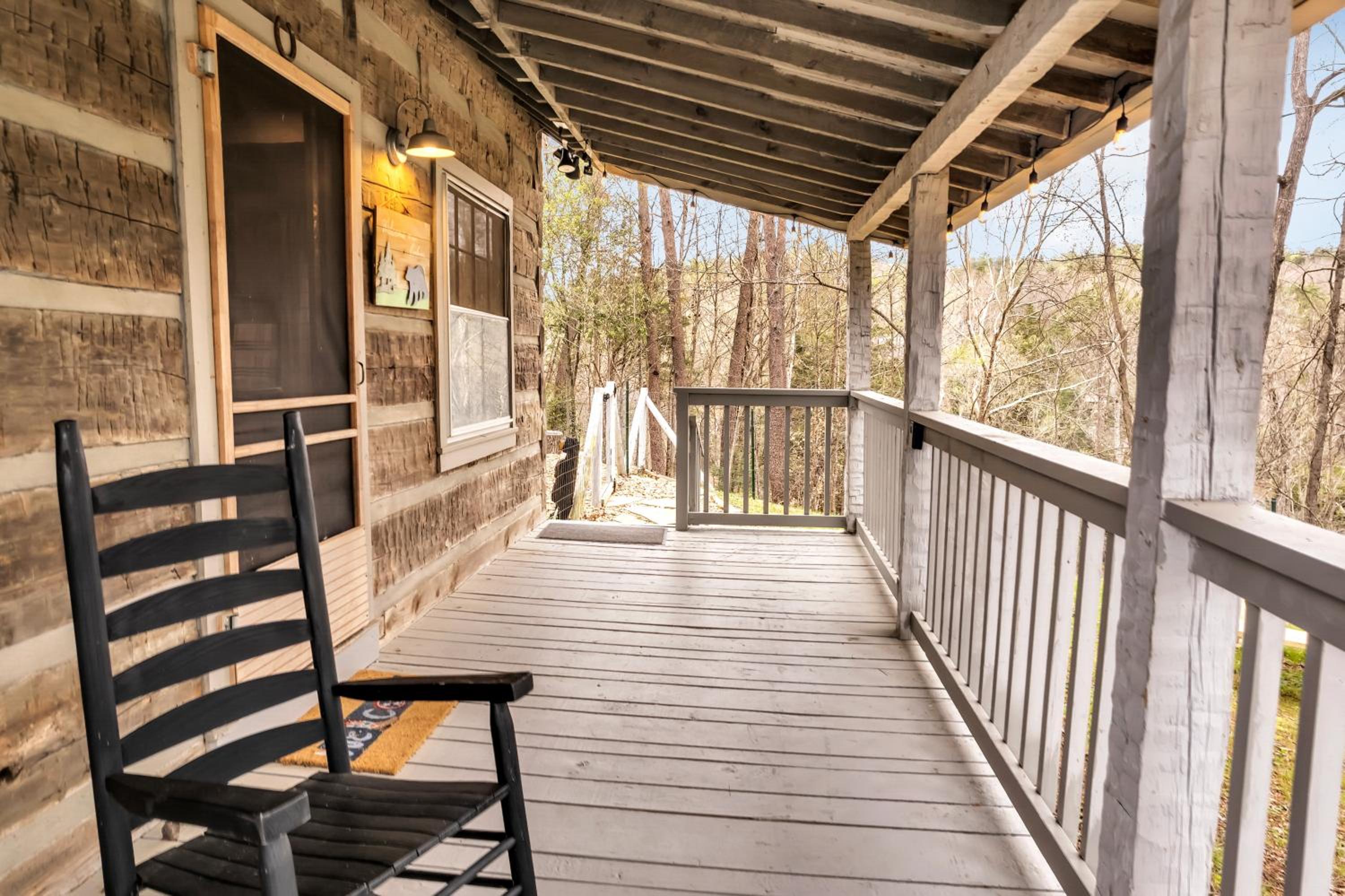 Bear Creek Cabin, Hot Tub, WIFI, Cozy Cabin Retreat in the Smokies Comfort & Fun for All view 5