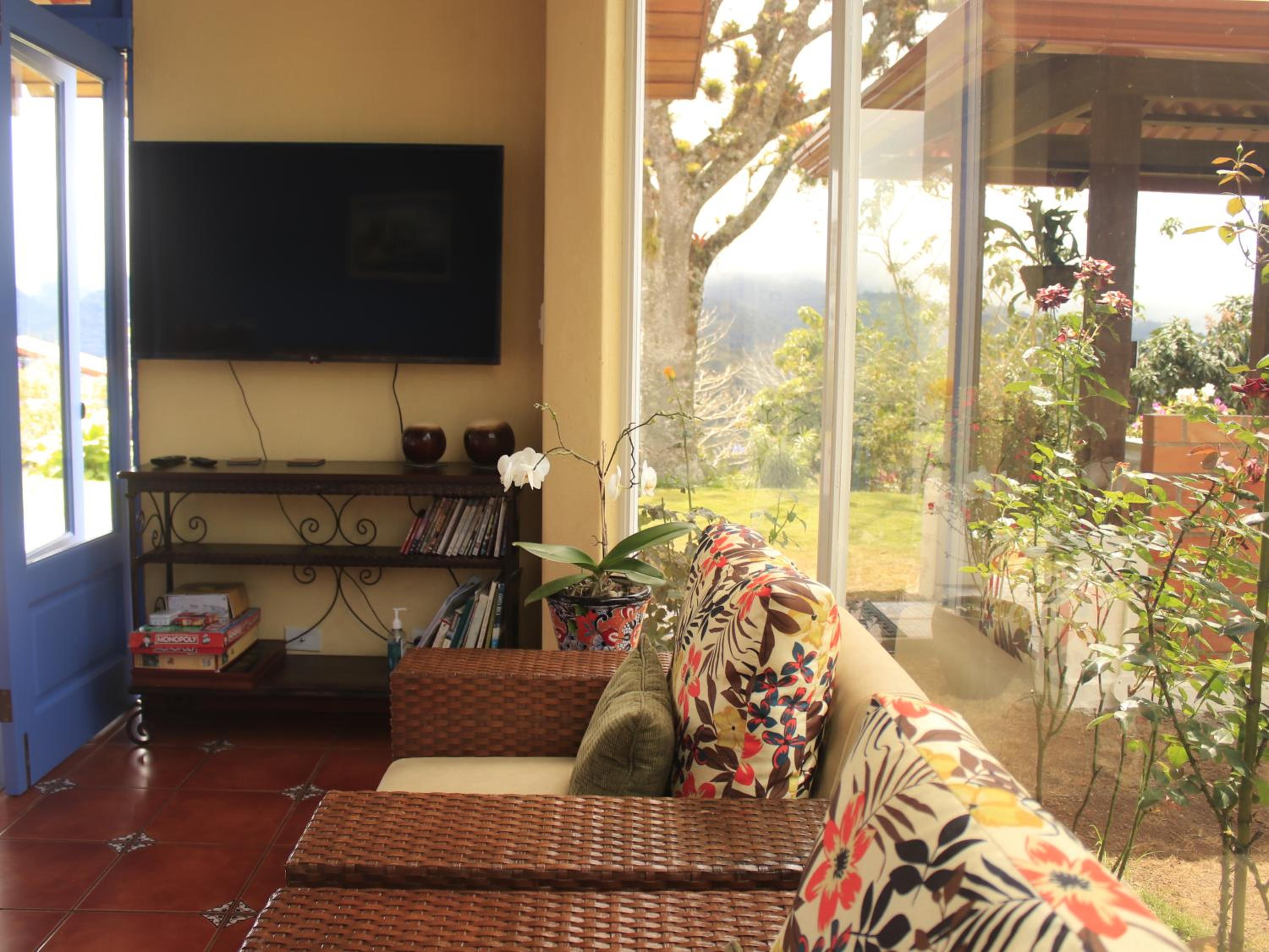 Casa Bartzis, Close to Orosi and Tapanti National Park