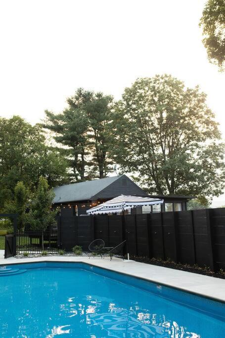 Ode to the '70's creative private home with pool view 2
