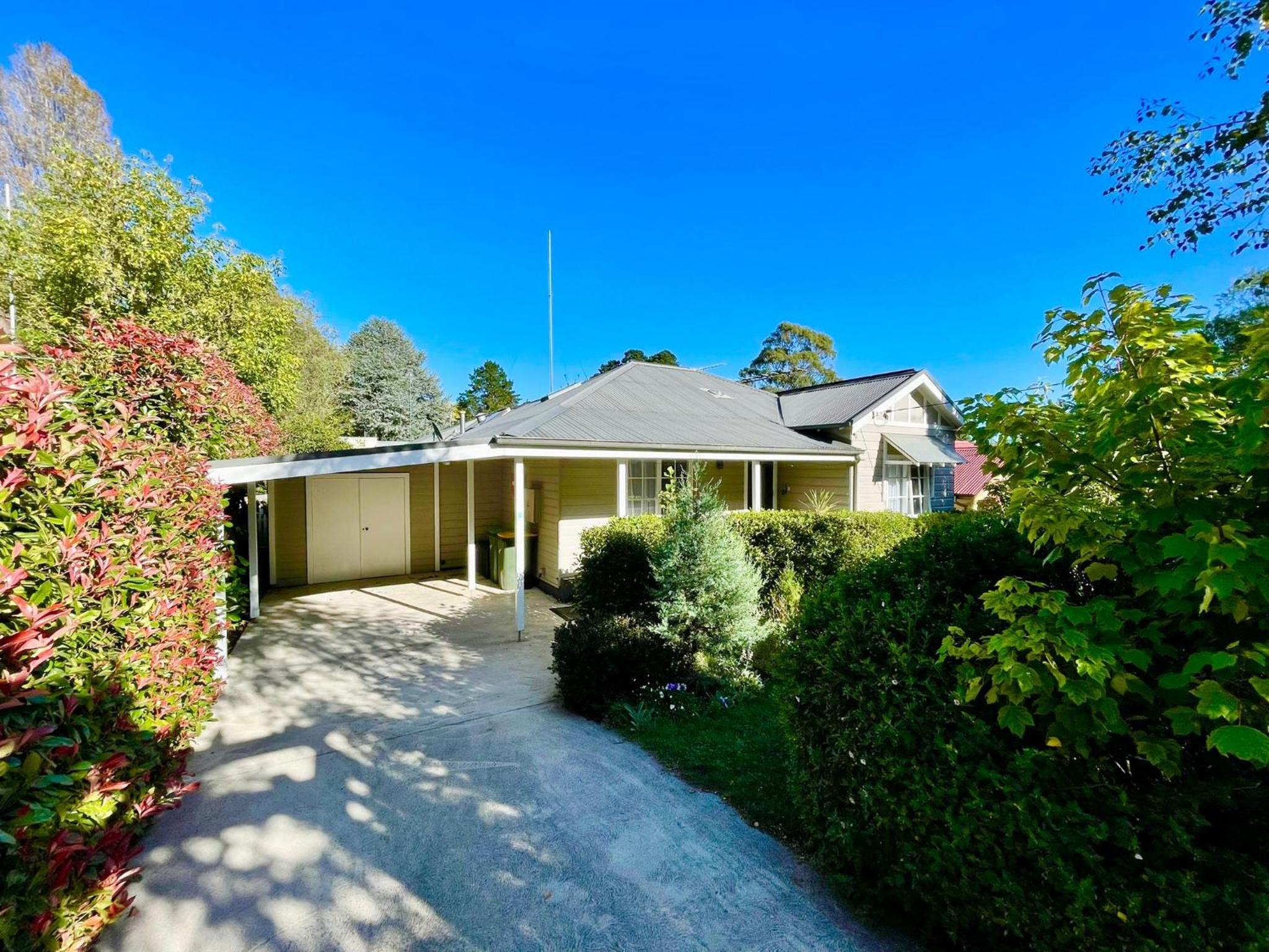Mimosa House