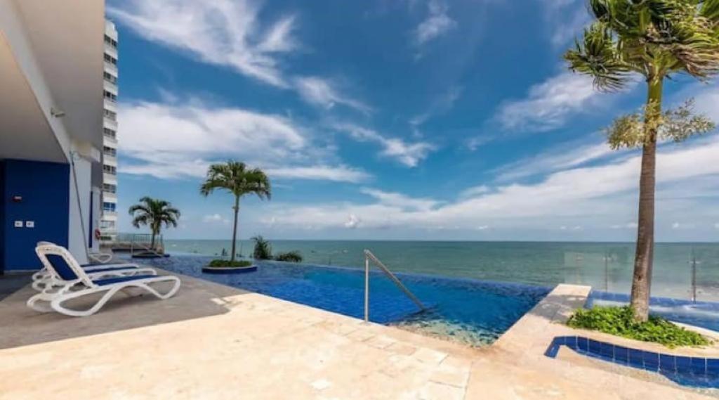 Apartamento con espectacular vista al oceano