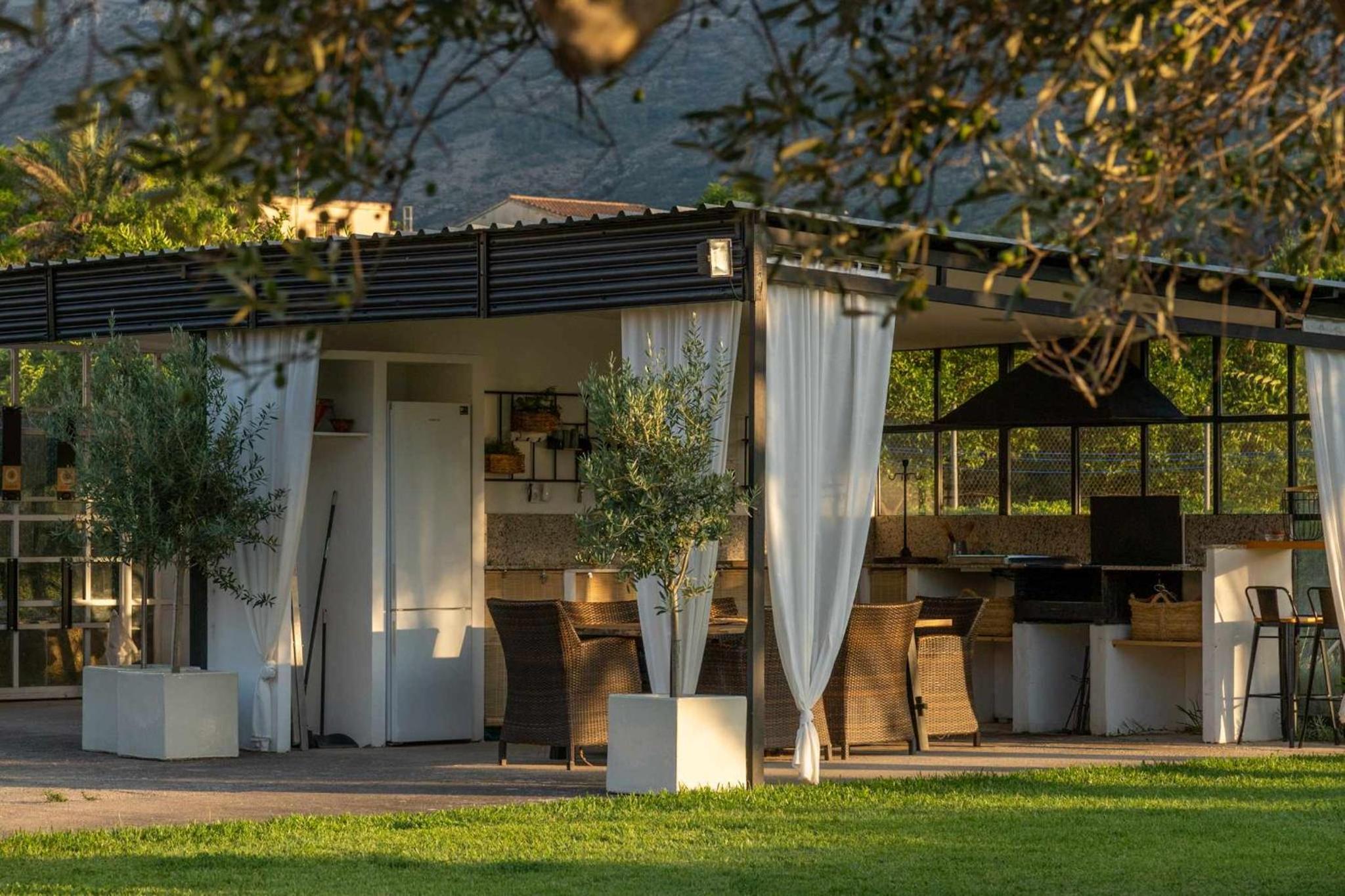 Villa Enri . Boutique Villa & Optional Guesthouse view 3