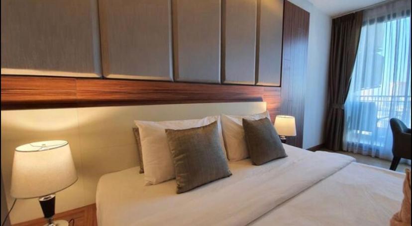 The Astra,City center,Best view,Big room,5mins,Night Market view 3