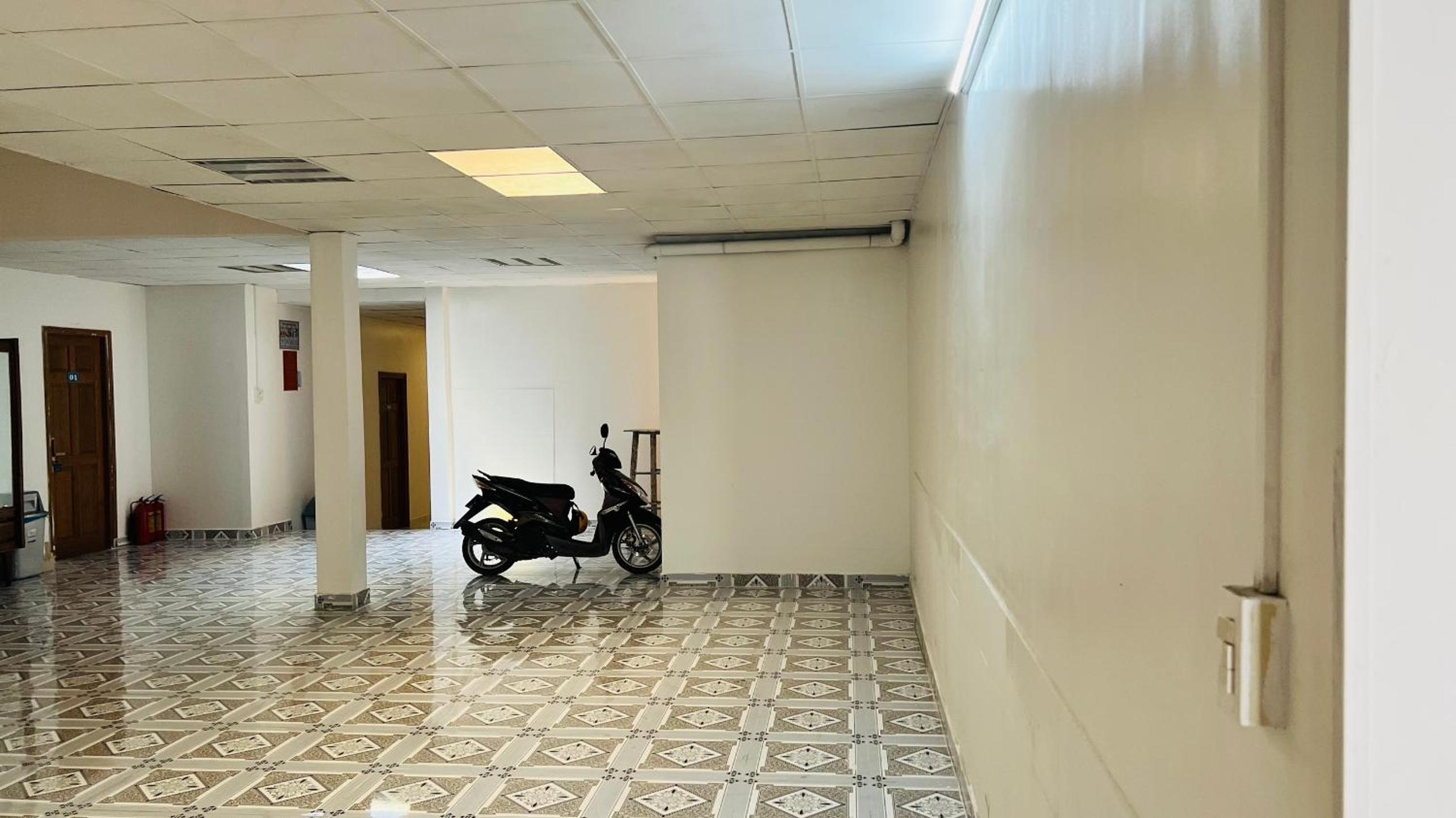 Nhà Khách Vạn Thành