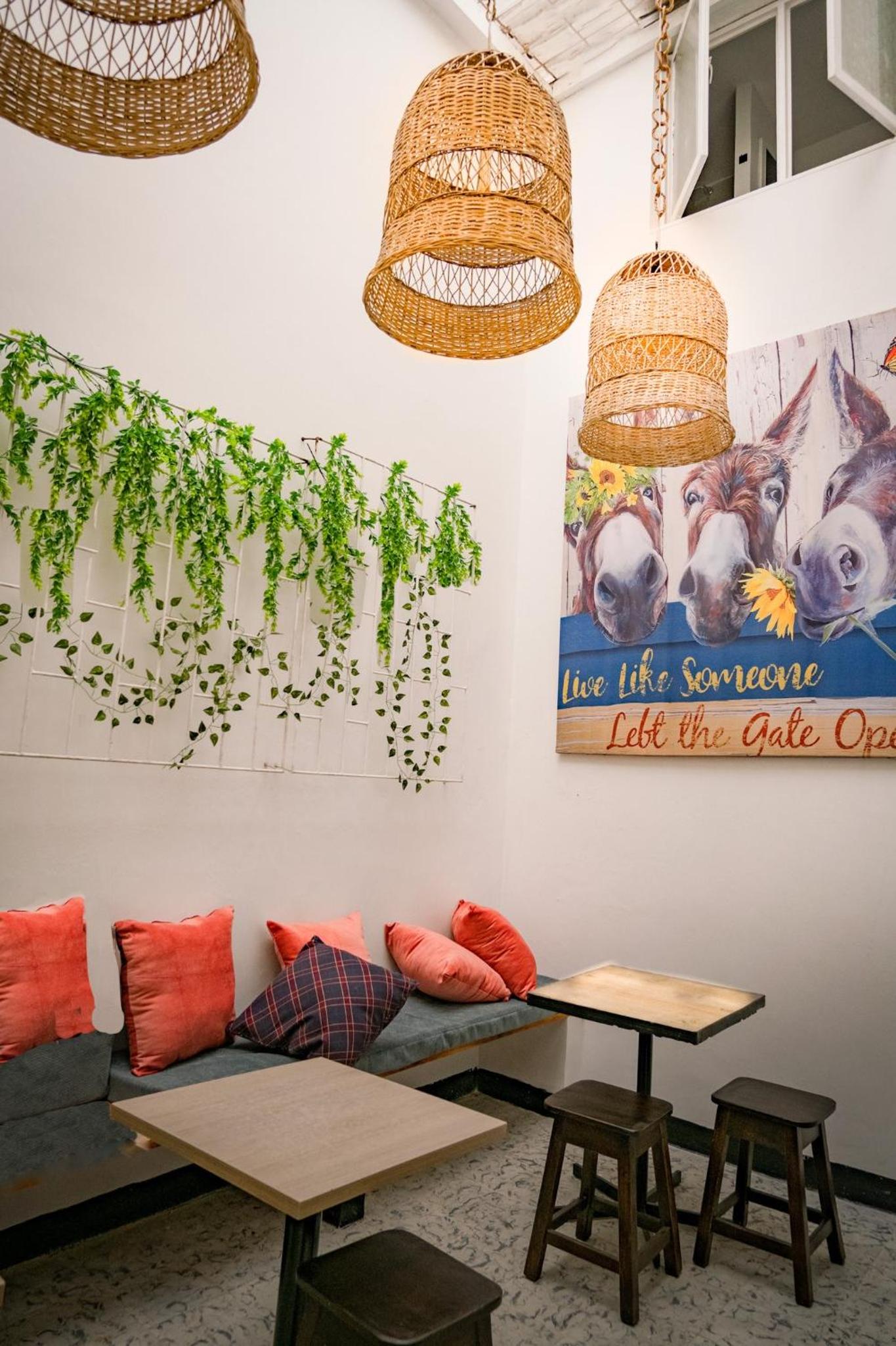 DeRequka Hostel