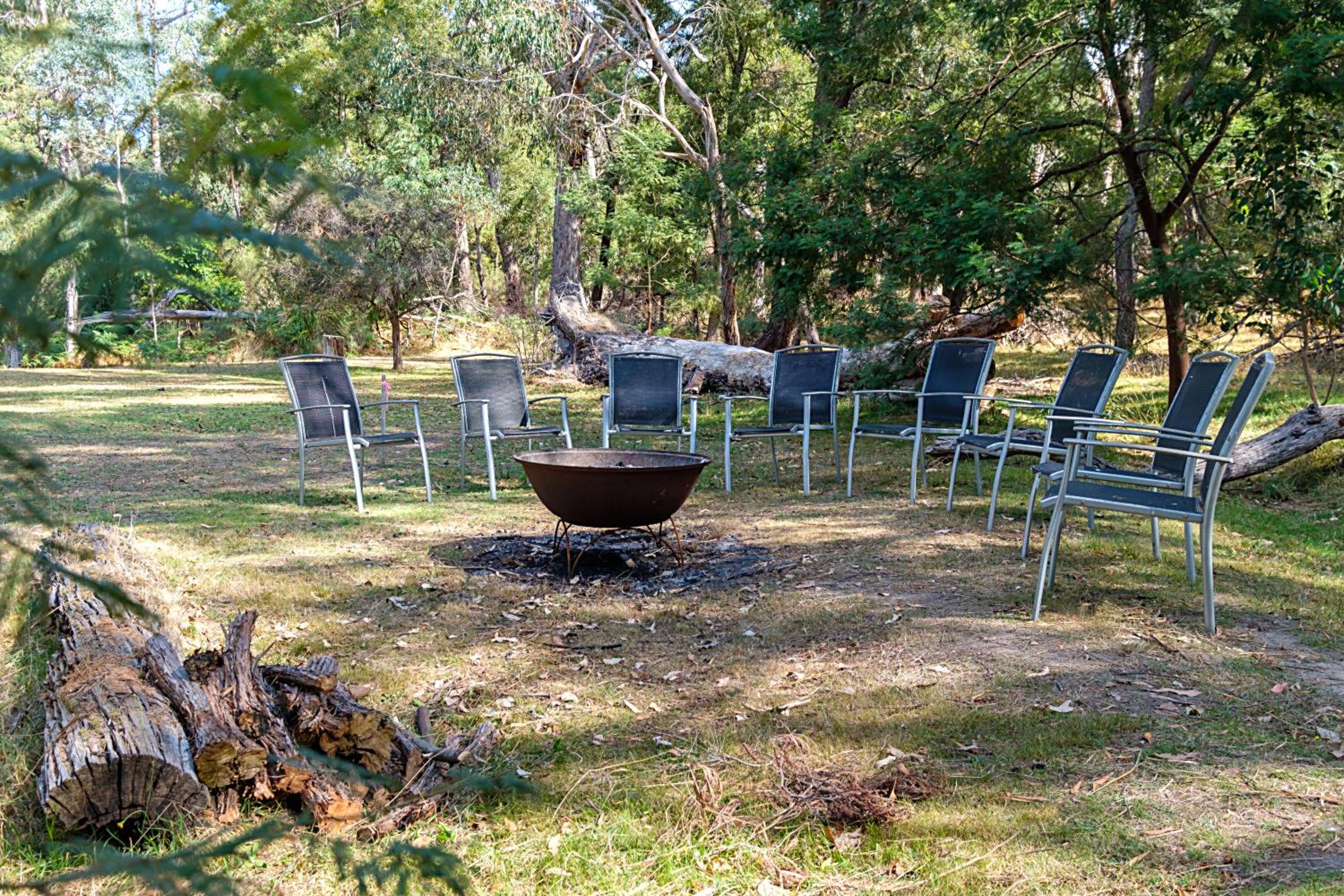 Serenity HG4 4Br 3&half Ba with Absolute National Park Frontage