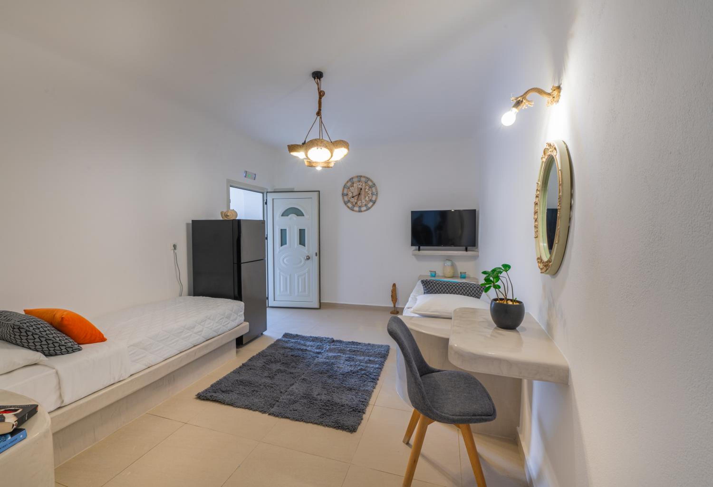 Santoterra Antigua Suites