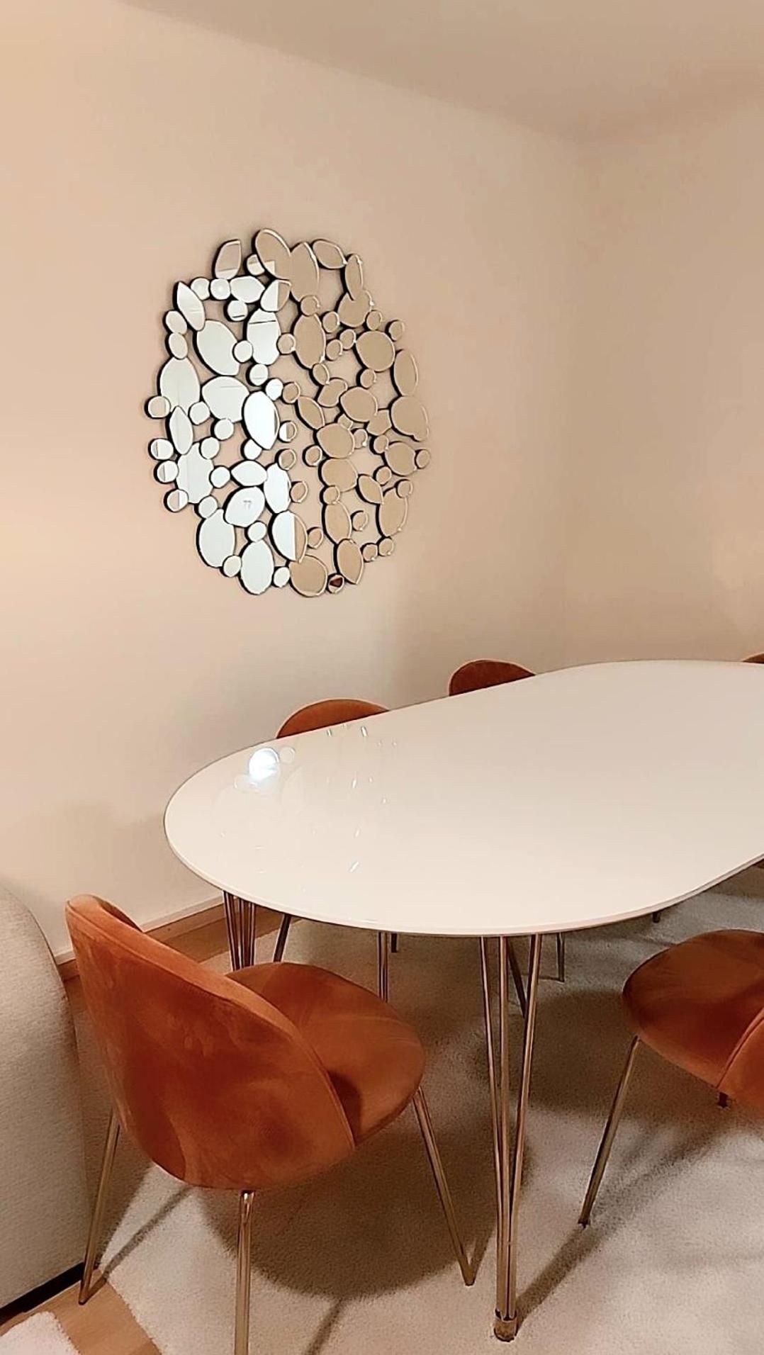 1 BR cityhome 1-5 pers, WIFI, washing machine