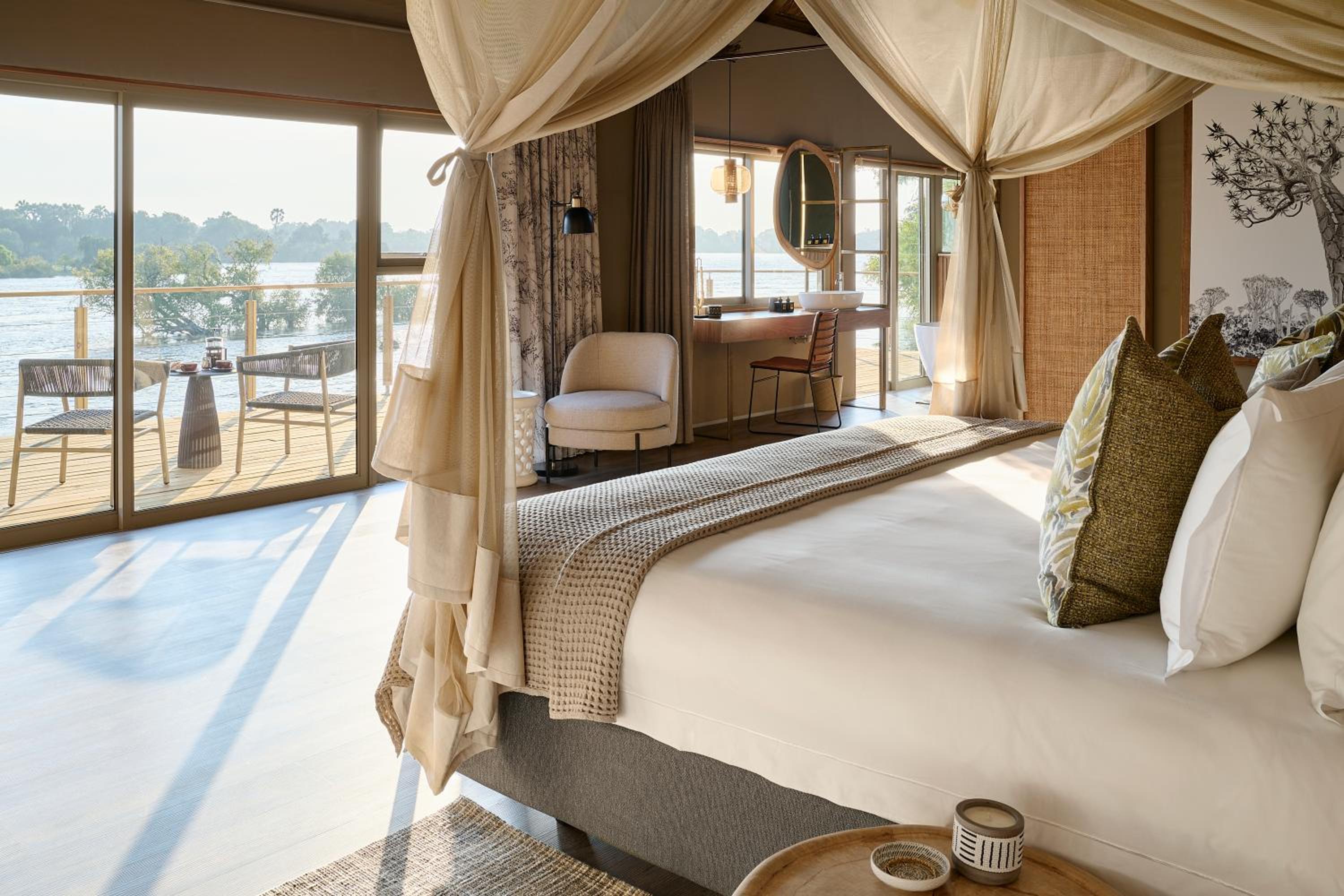 Victoria Falls River Lodge