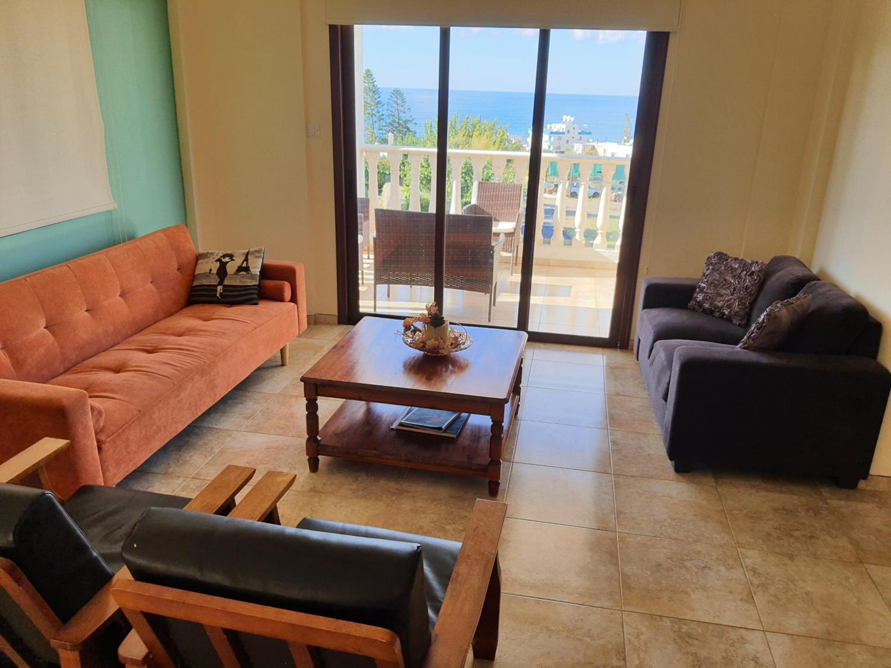 JOANNA SUNSET APTS Pomos view 4