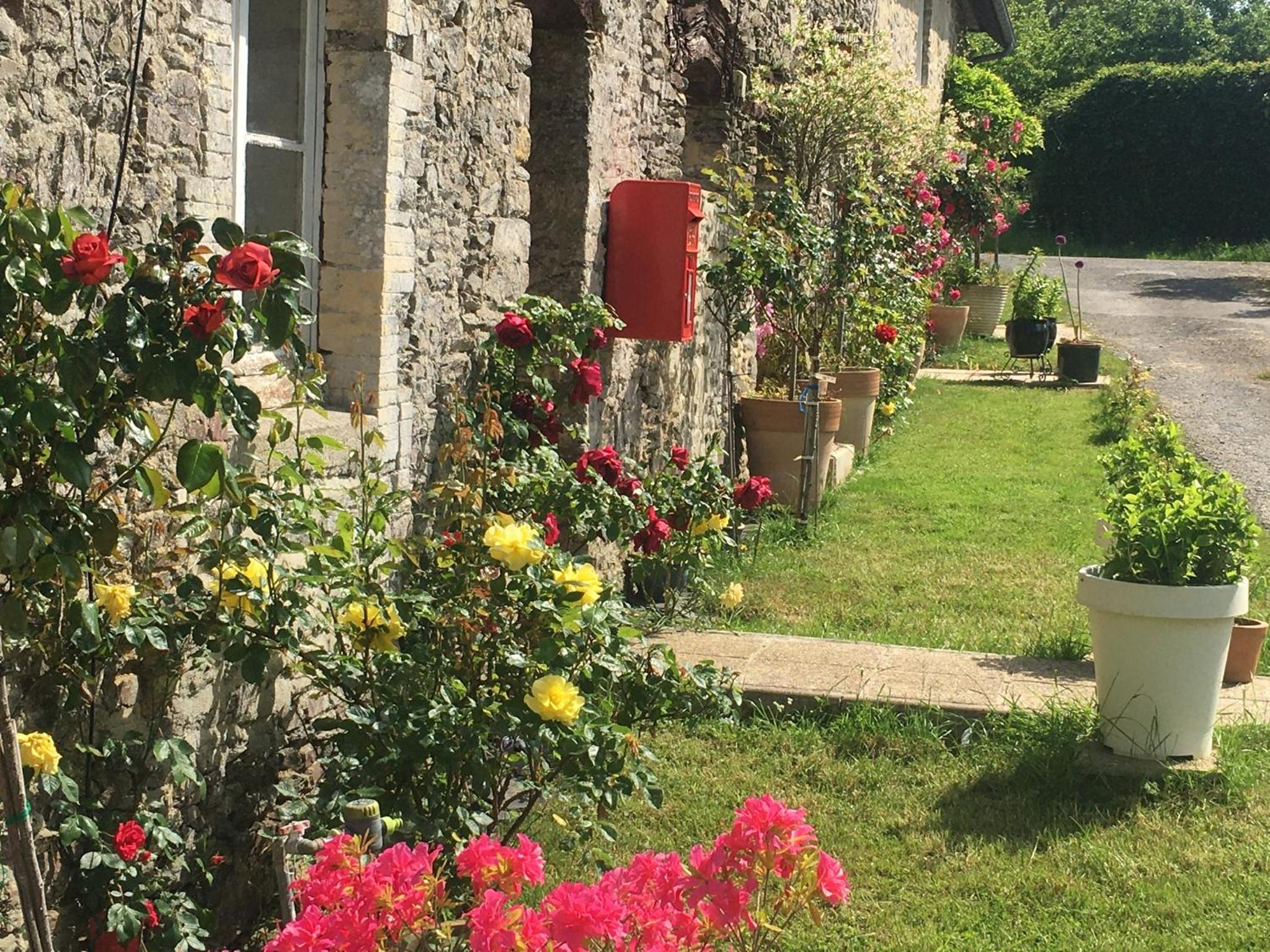 Chez Thomas 7 Route du Monde Ancien view 5