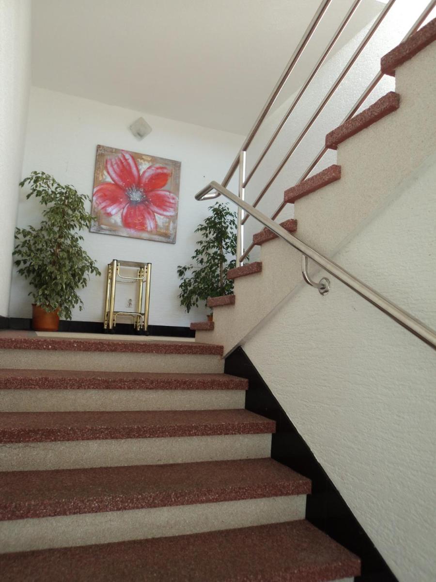 Photo 30