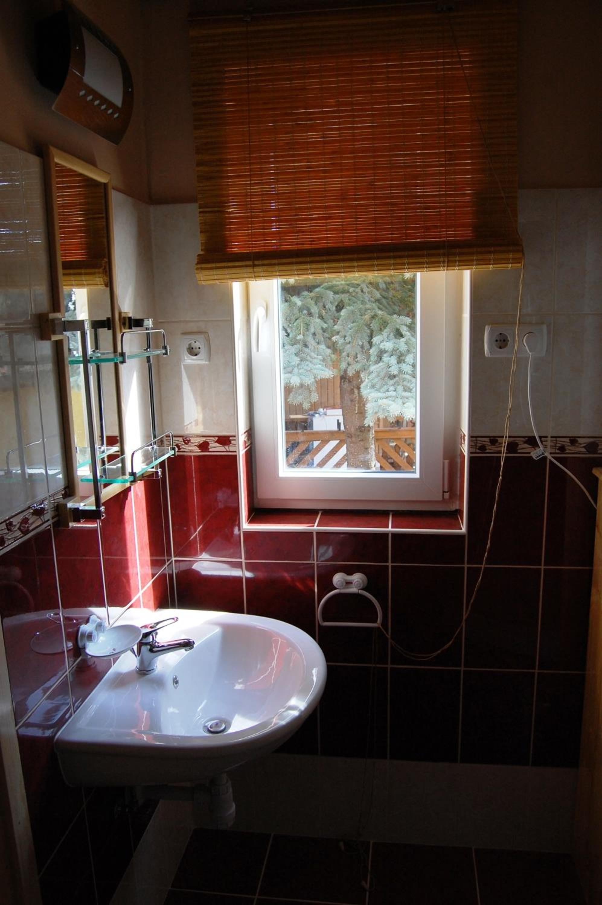 Maya Guesthouse