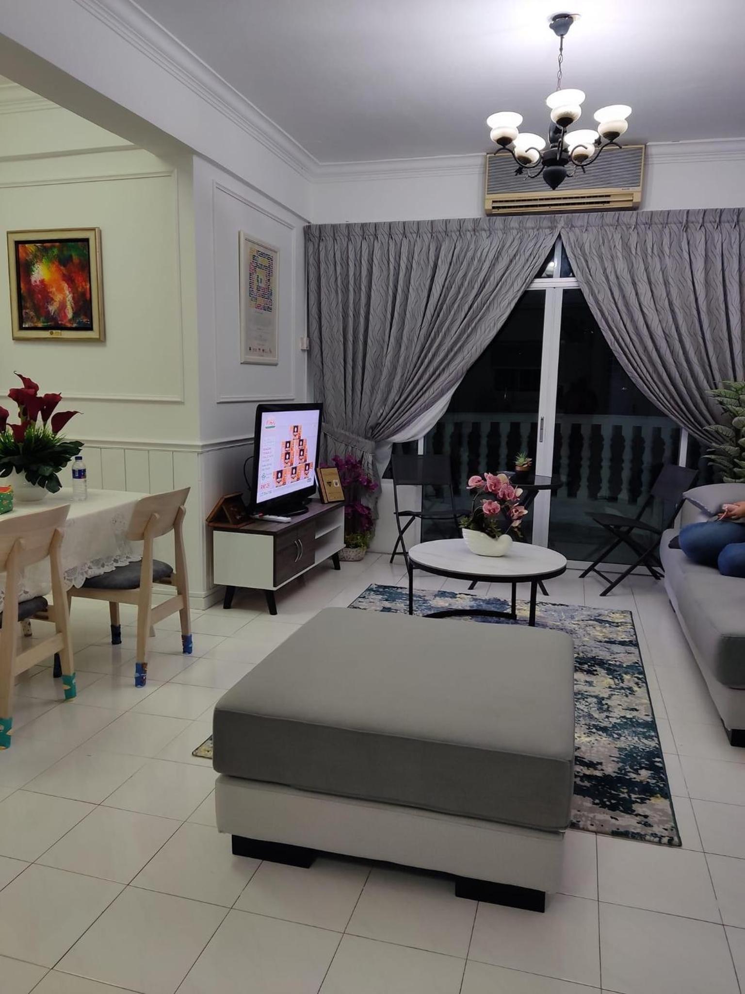 Hanizz Vacation Home