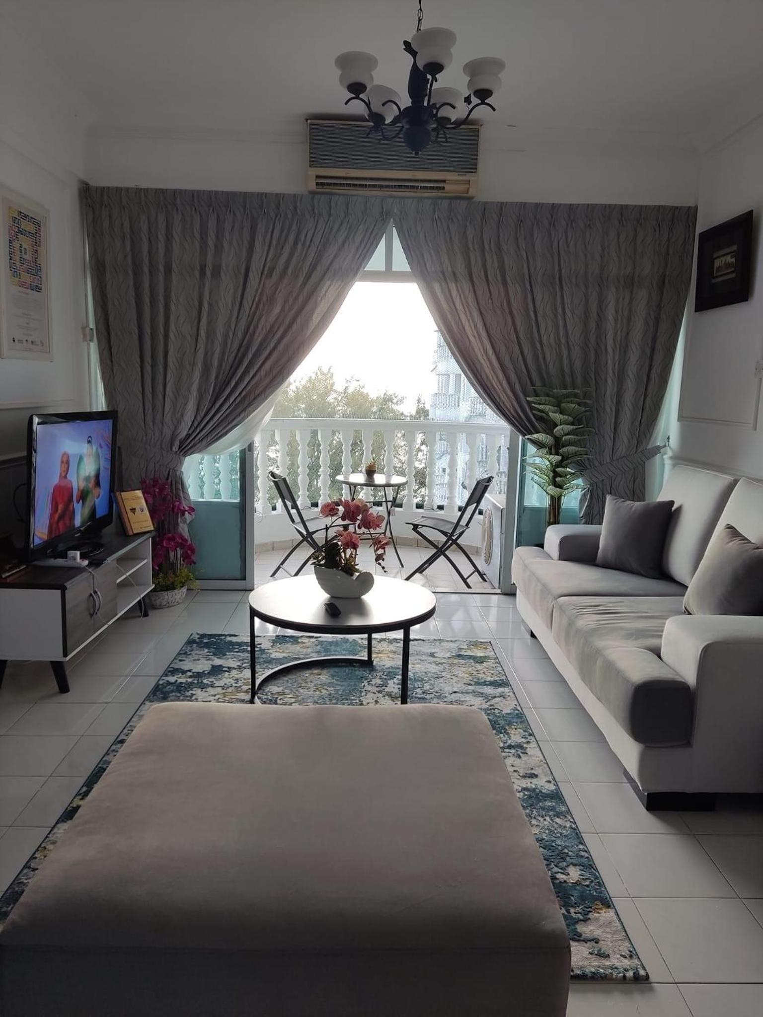 Hanizz Vacation Home