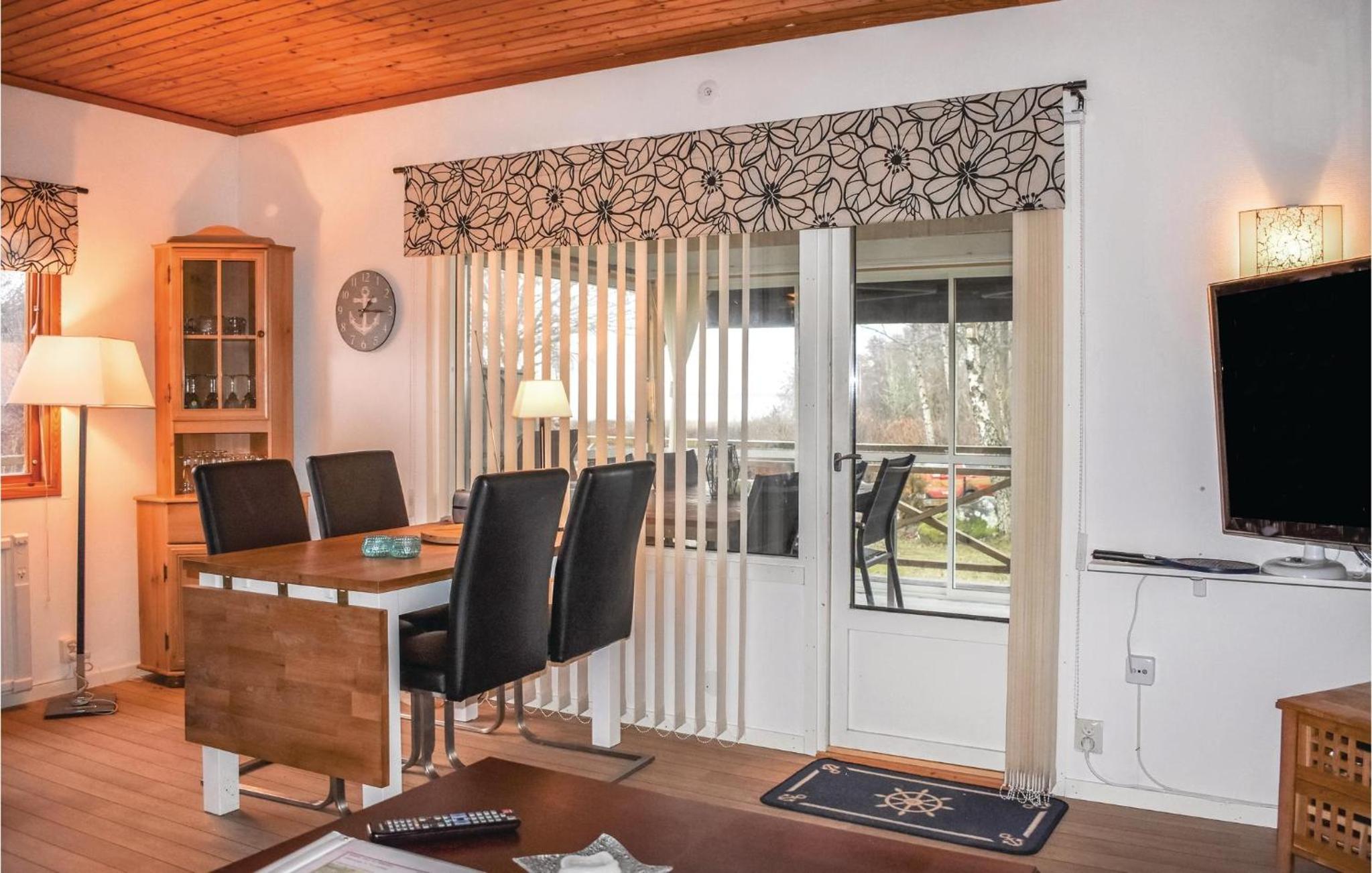 Gorgeous Home In Nättraby With House Sea View