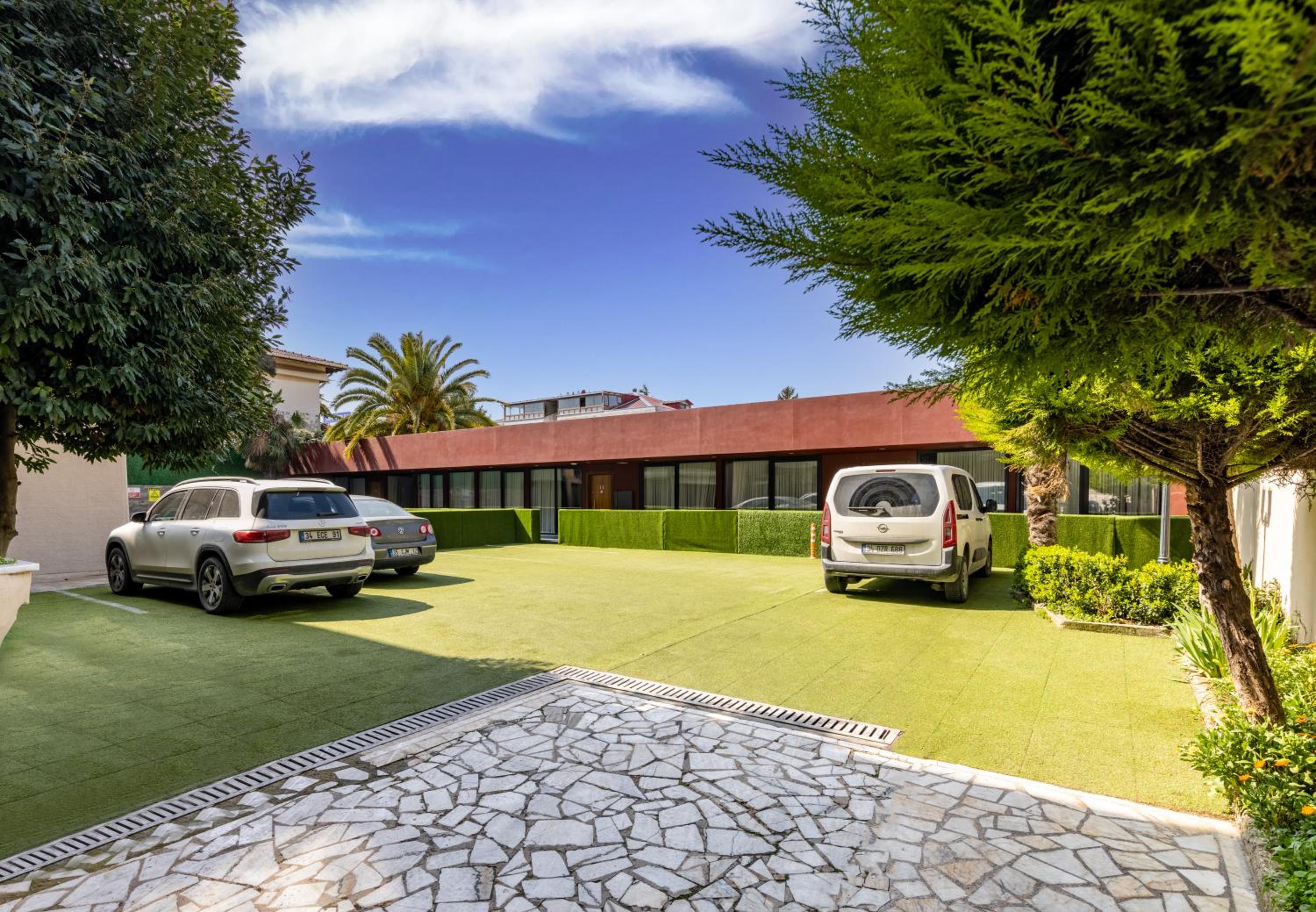 BayMari Suites Plus Florya - Image 80