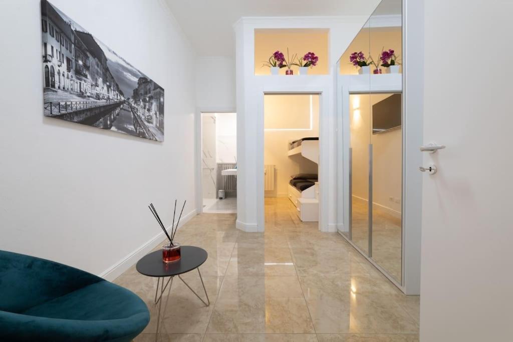 San Babila - Luxury Milanese Apartment