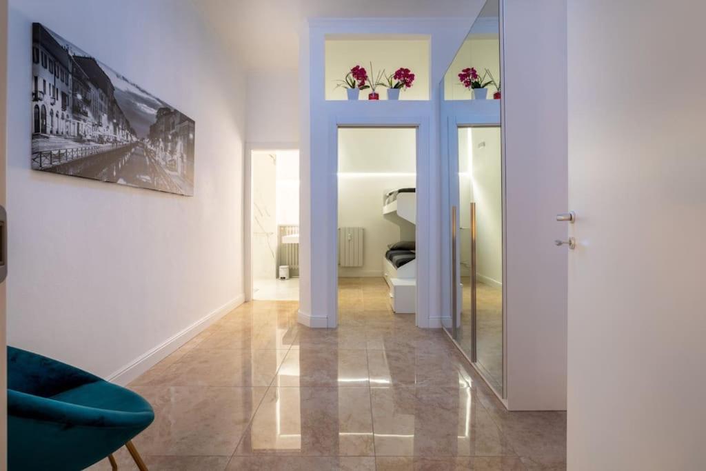 San Babila - Luxury Milanese Apartment