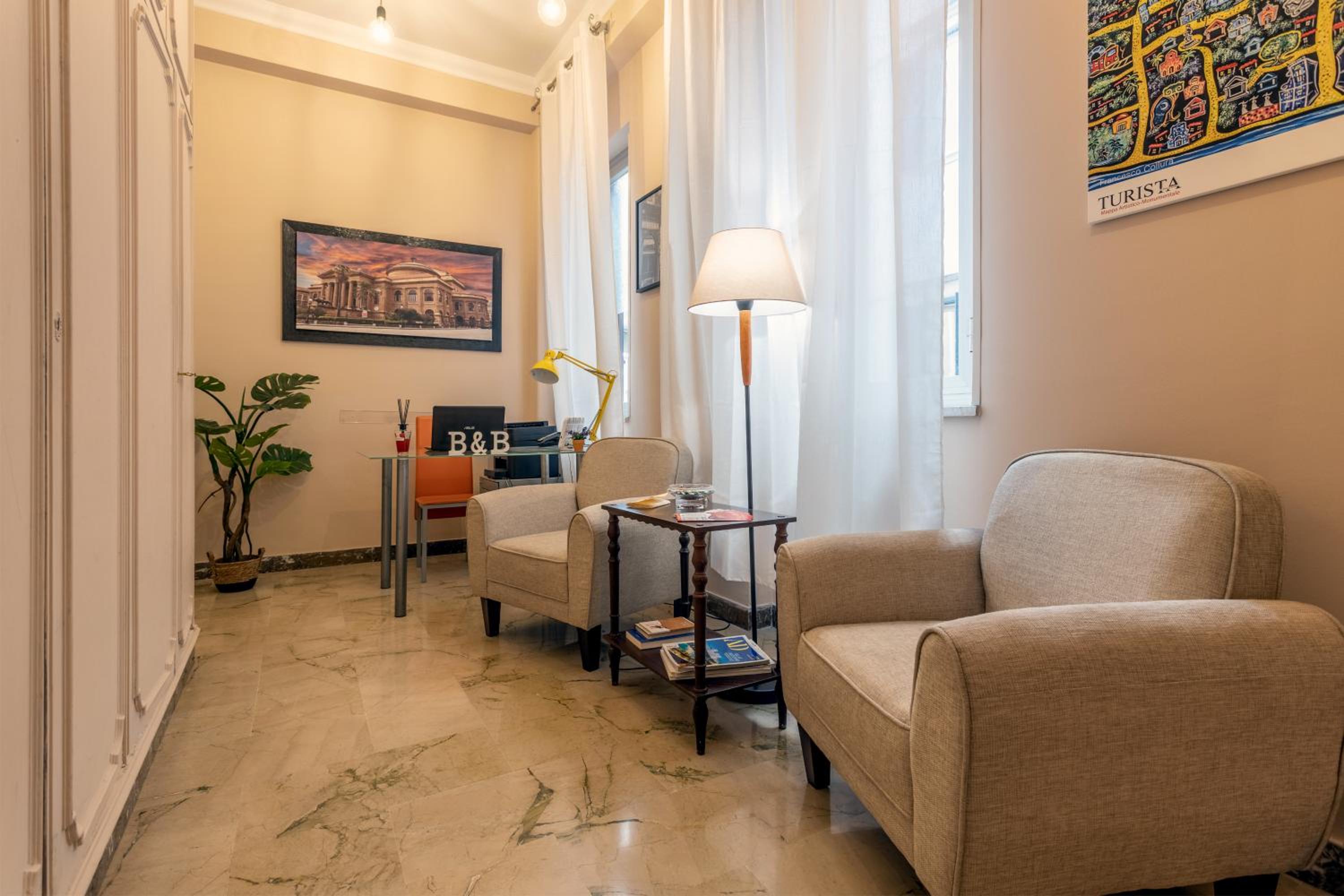 MassimoCentro Rooms