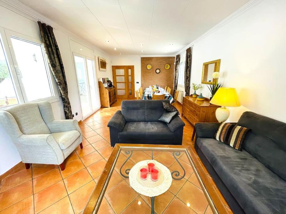 Arenda Mara villa con piscina privada jardín