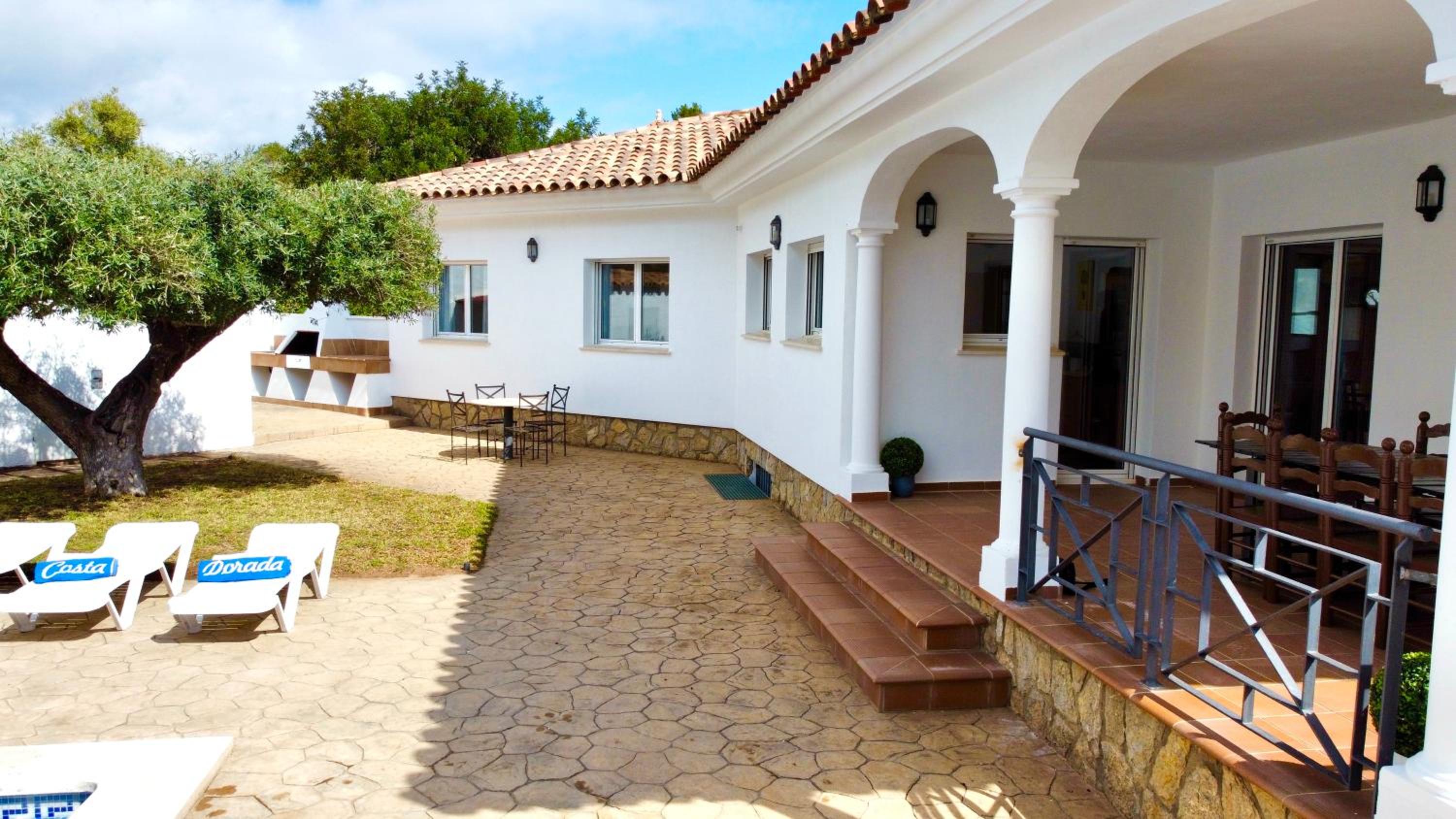Arenda Mara villa con piscina privada jardín