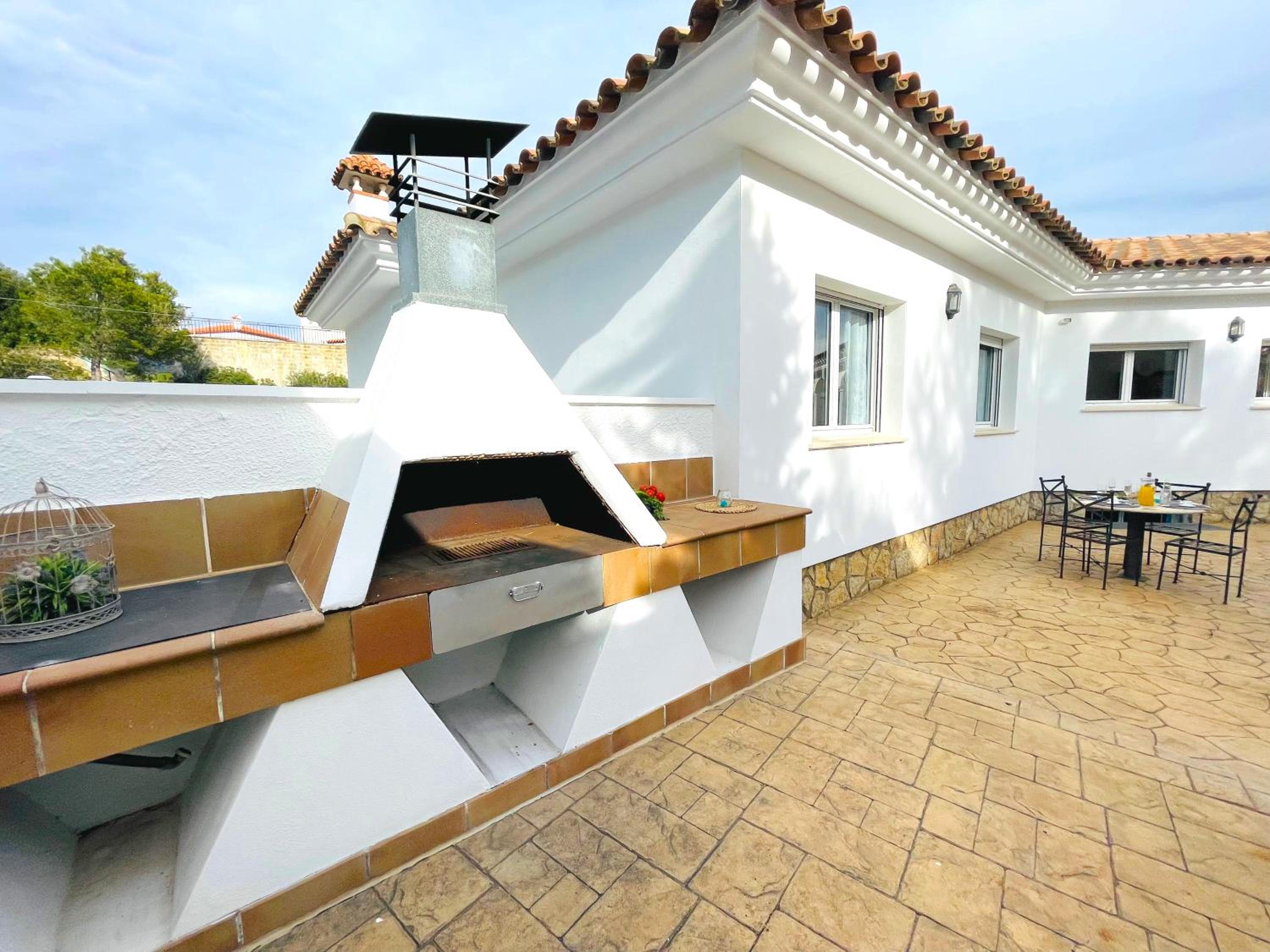 Arenda Mara villa con piscina privada jardín