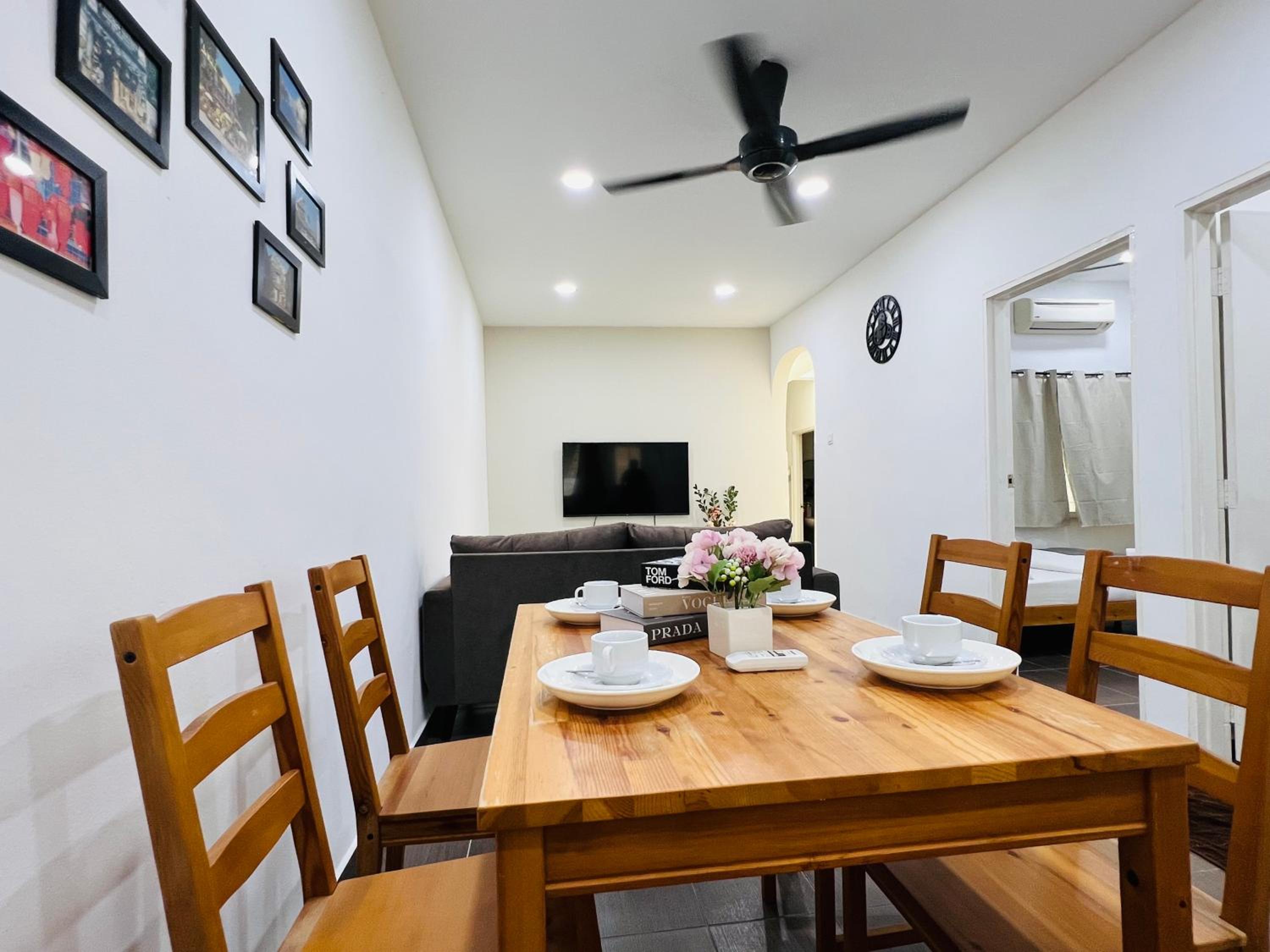 3 bedroom landed beside Jonker Taman Kota Laksamana 150A by Myplace view 5