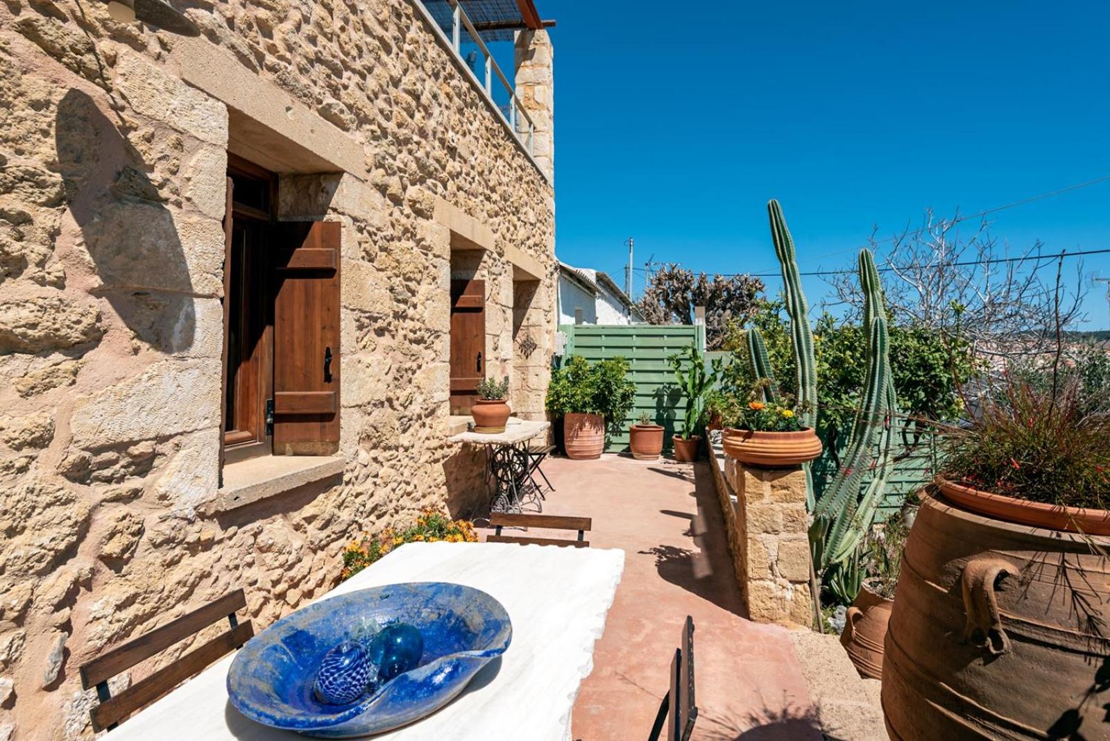 Villa Kamara