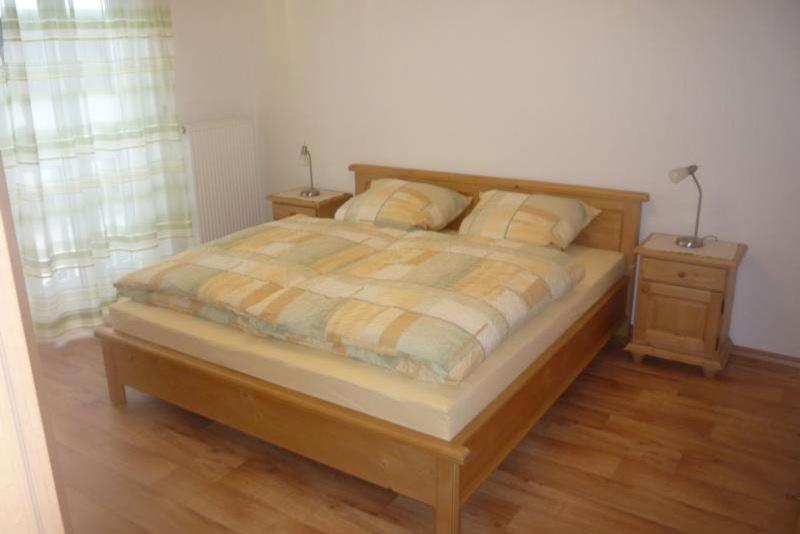 Photo 51