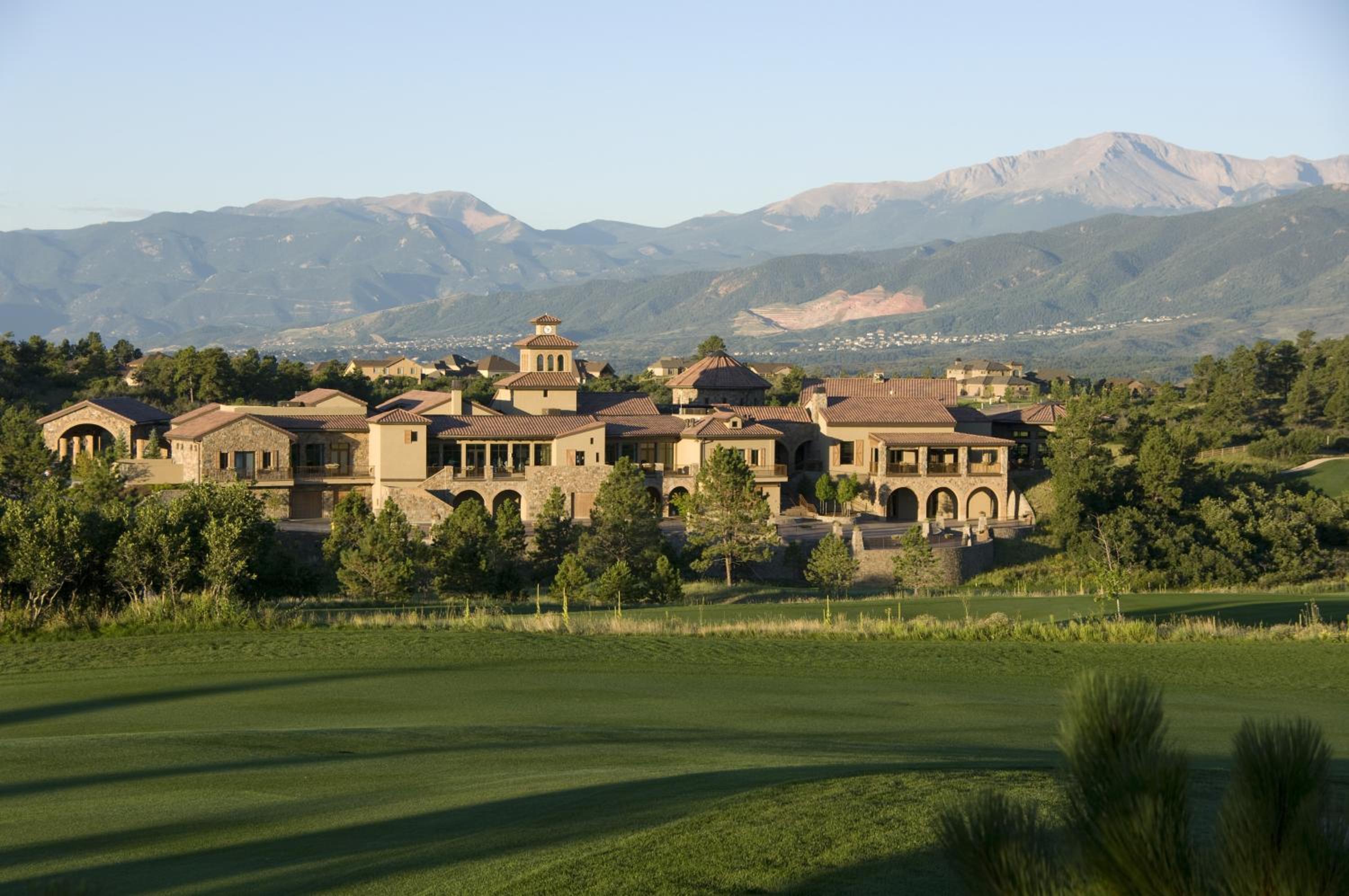 Flying Horse Resort & Club